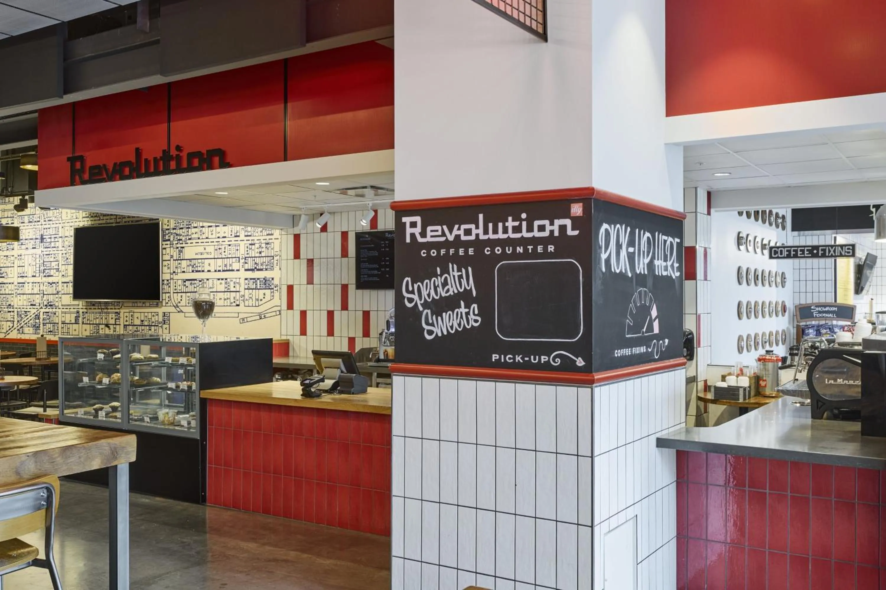 Restaurant/places to eat in Marriott Marquis Chicago