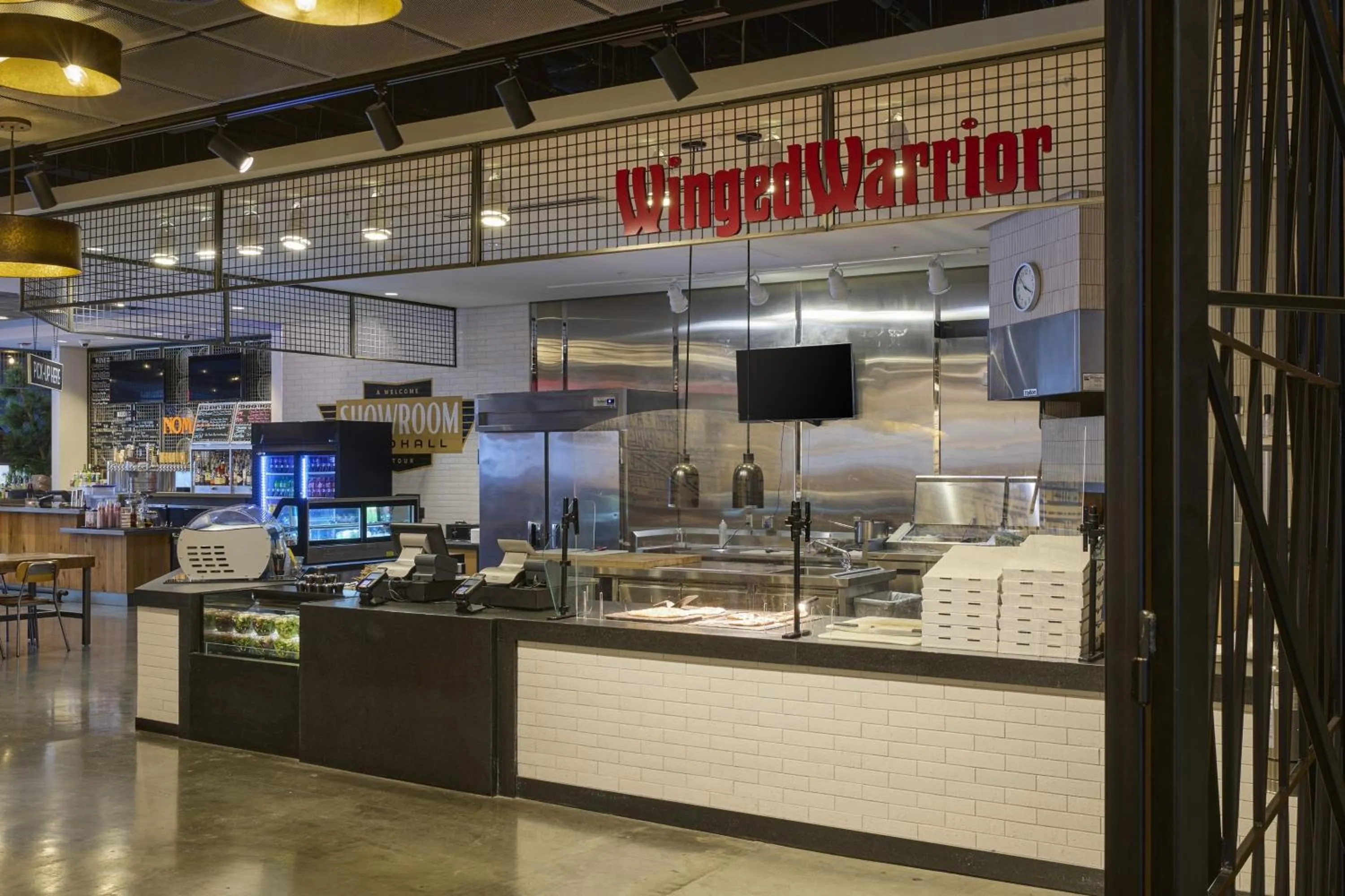 Restaurant/places to eat in Marriott Marquis Chicago