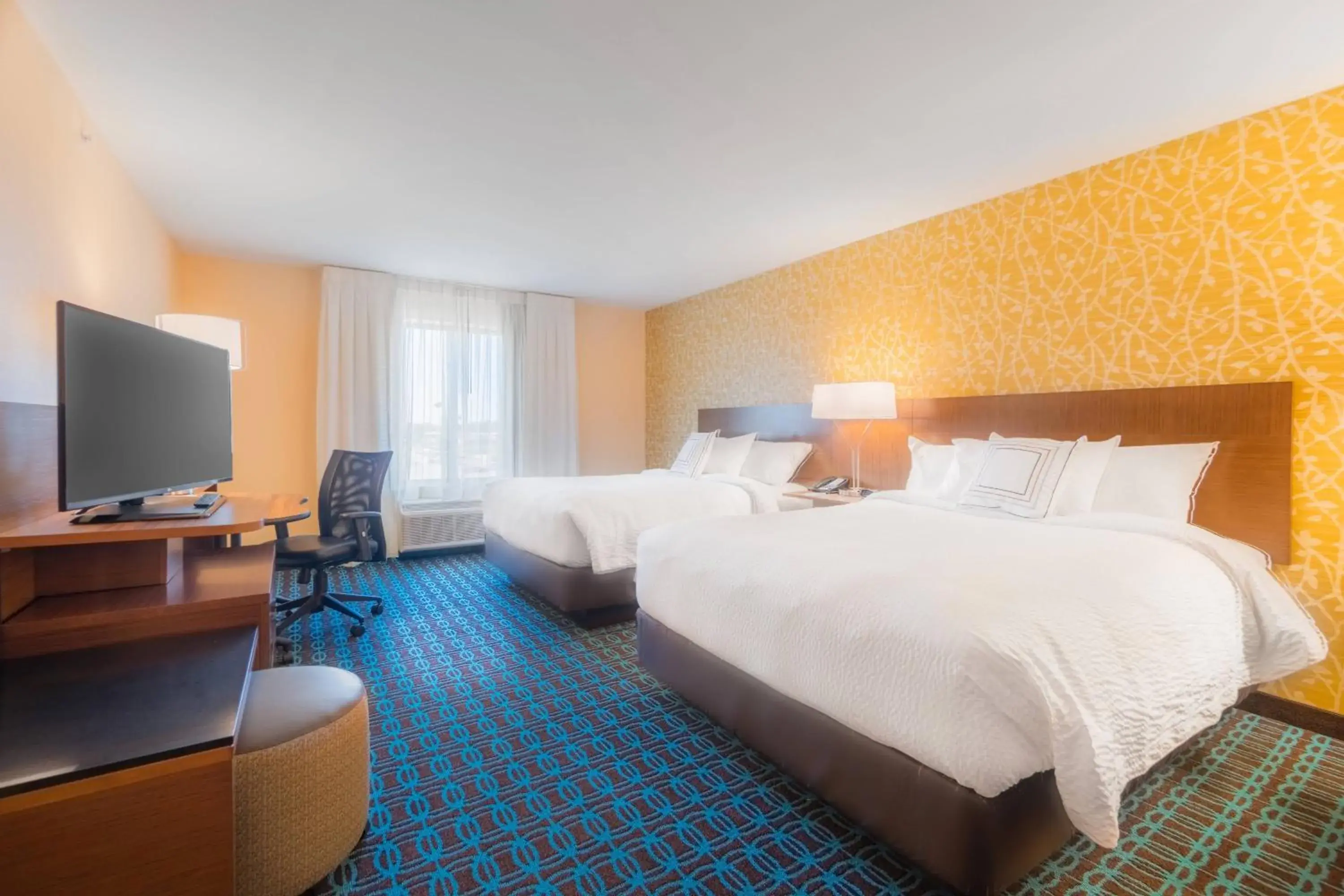 Queen Room in Fairfield Inn & Suites by Marriott Gaylord Queen Room in Fairfield Inn & Suites by Marriott Gaylord