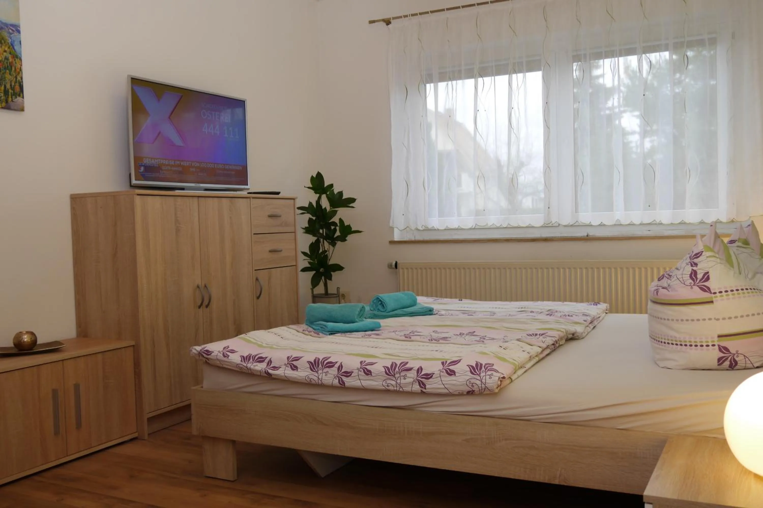 TV and multimedia, Bed in Pension Am Weinberg Sächsische Schweiz