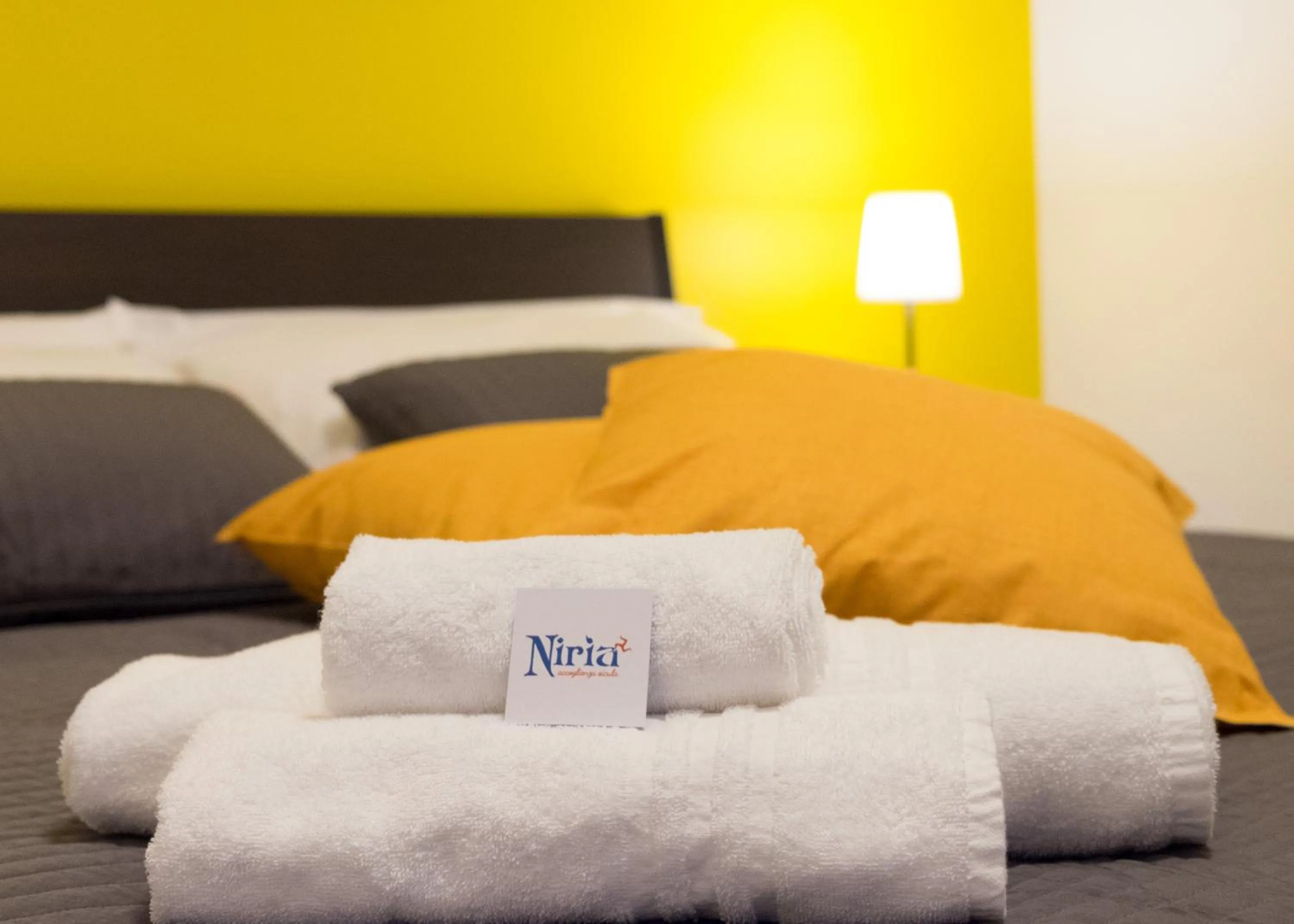towels, Bed in Niria