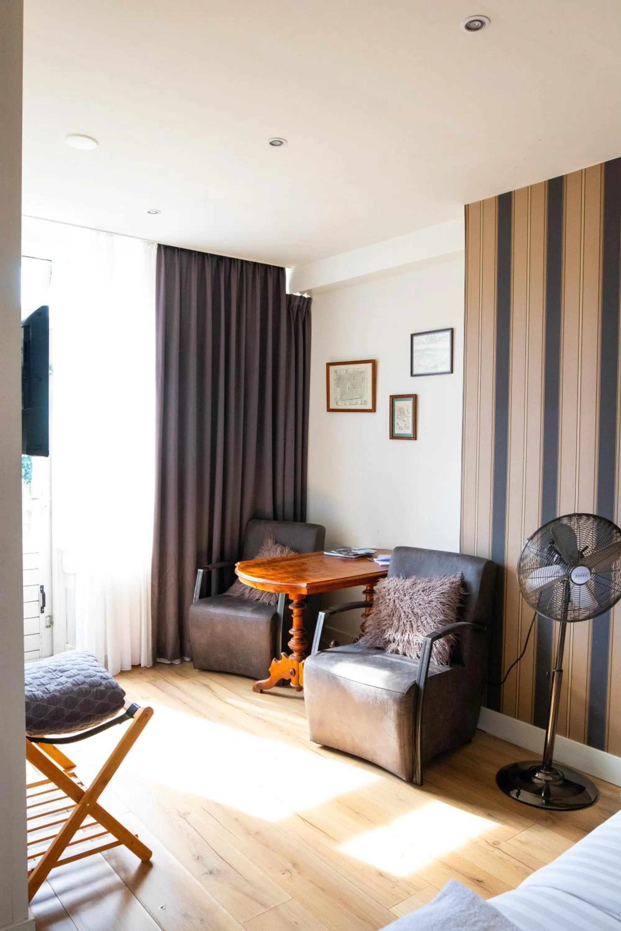 Living room in cafe 't Vonderke