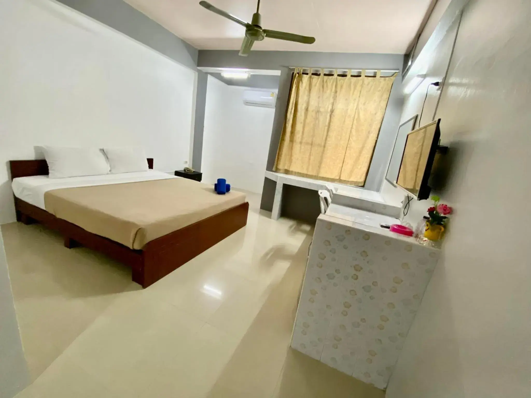 Bed in Pasawang Hotel (โรงแรมภาสว่าง) Bed in Pasawang Hotel (โรงแรมภาสว่าง)