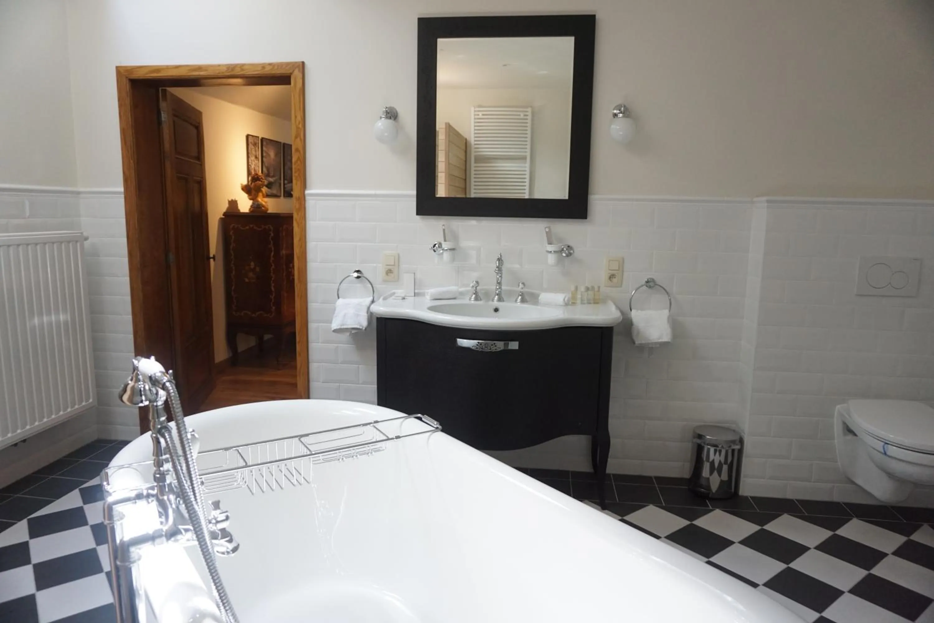 Bathroom, Bed in B&B Domein Rodin