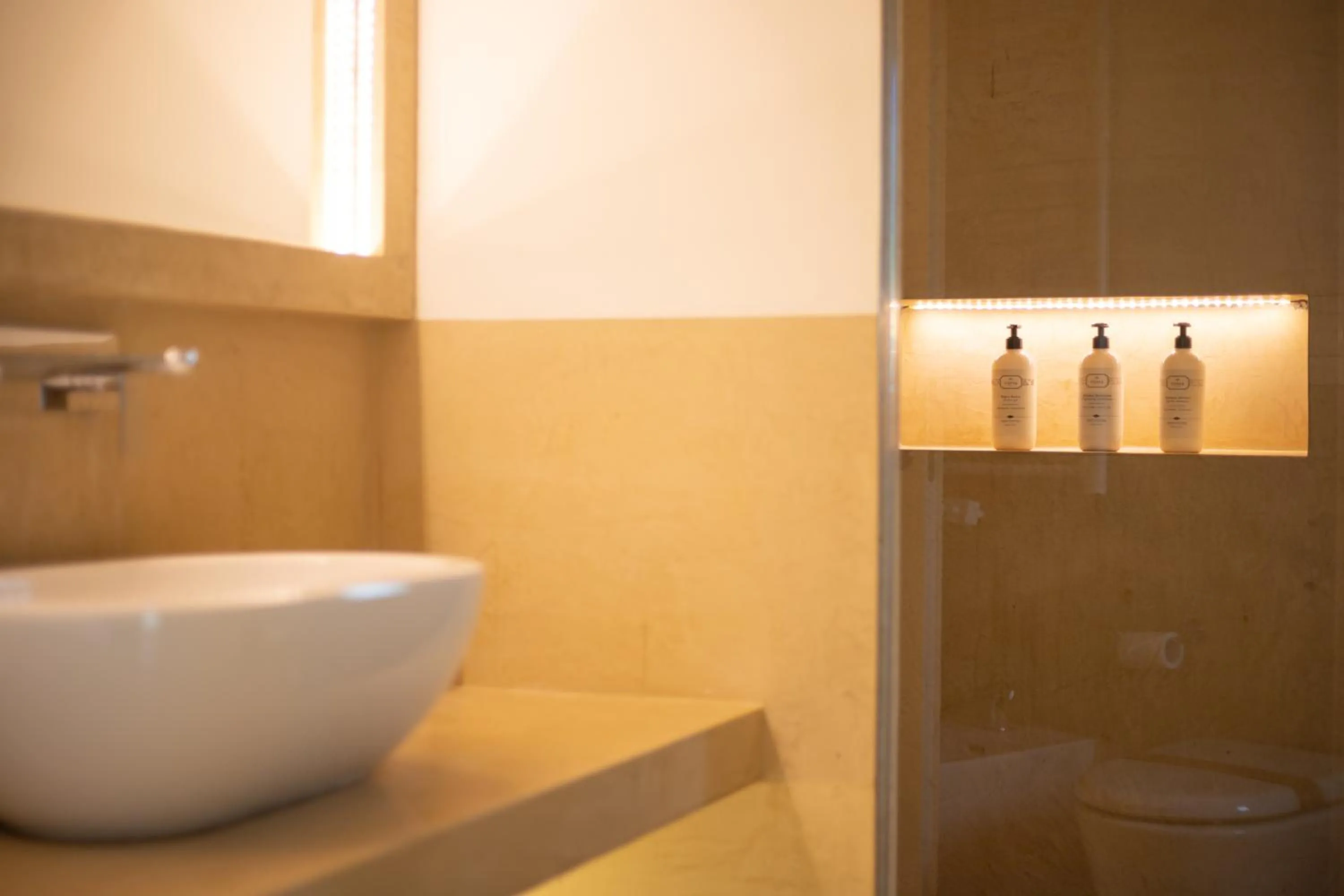 Bathroom in Masseriola Antiche Fogge by Apulia Hospitality