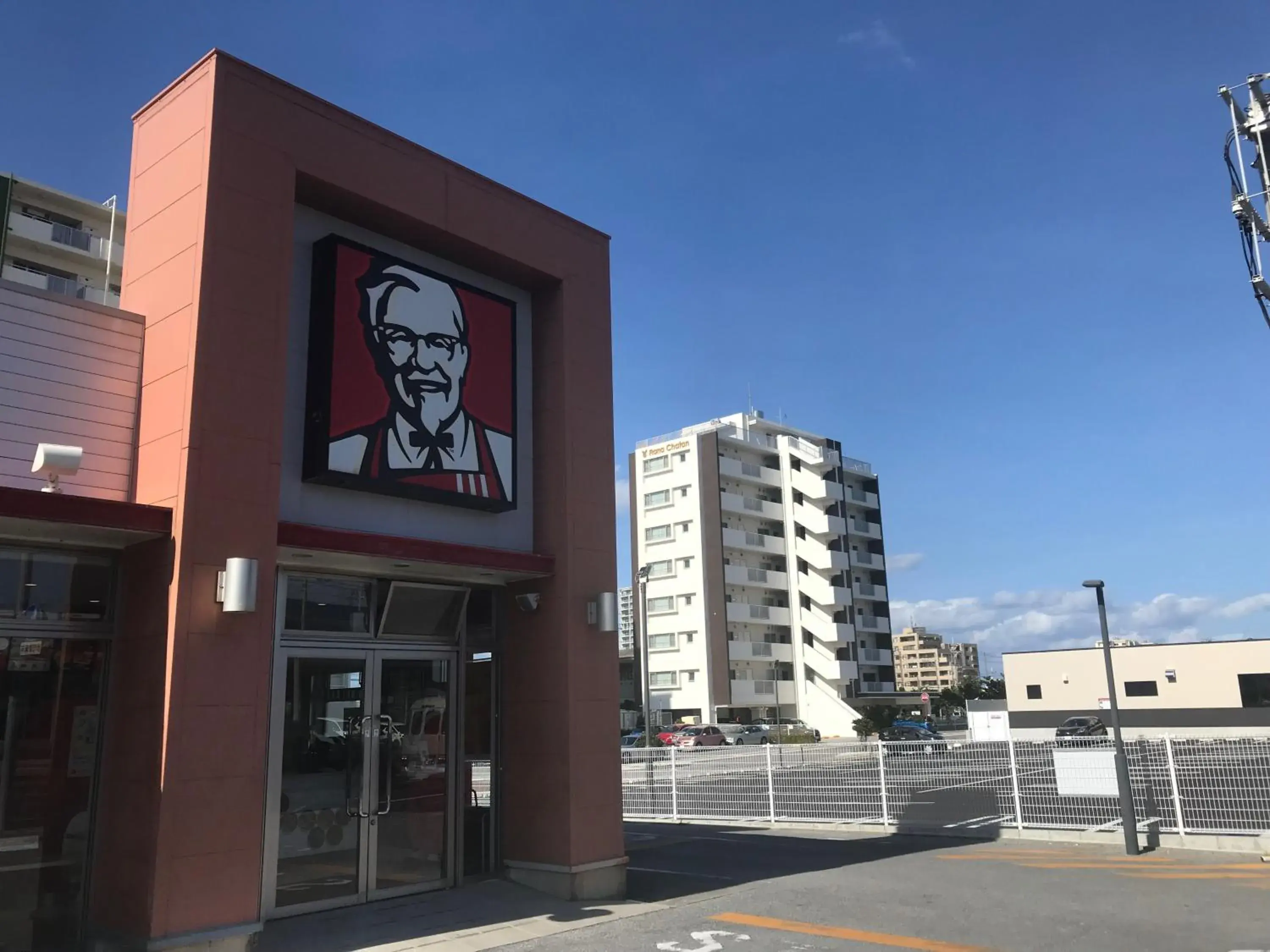 Restaurant/places to eat in Seaside Condominium Rana Chatan Restaurant/places to eat in Seaside Condominium Rana Chatan