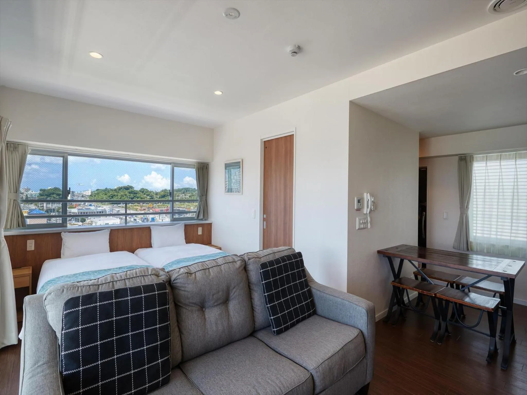 Living room, Bed in Seaside Condominium Rana Chatan