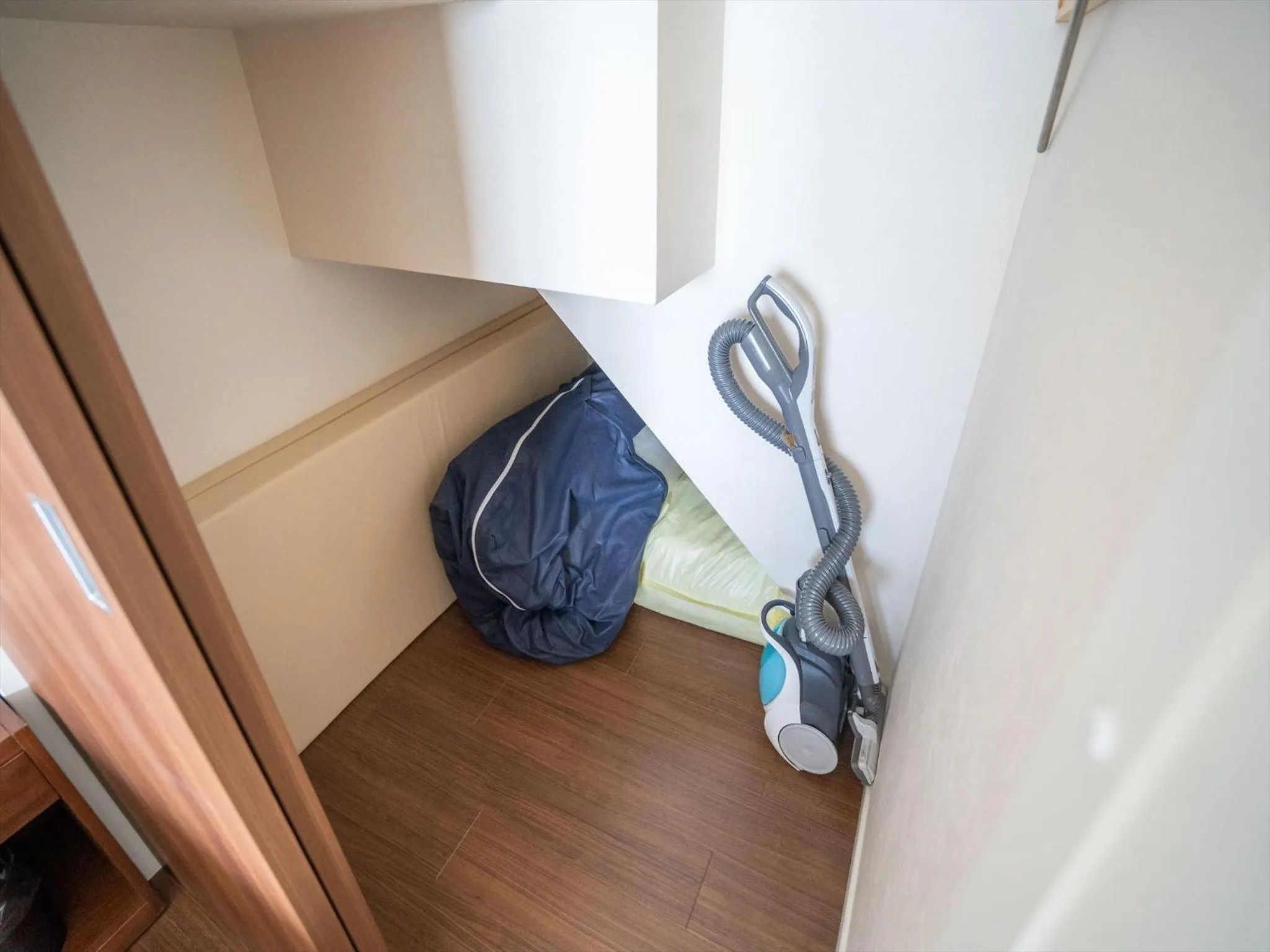 Photo of the whole room in Seaside Condominium Rana Chatan