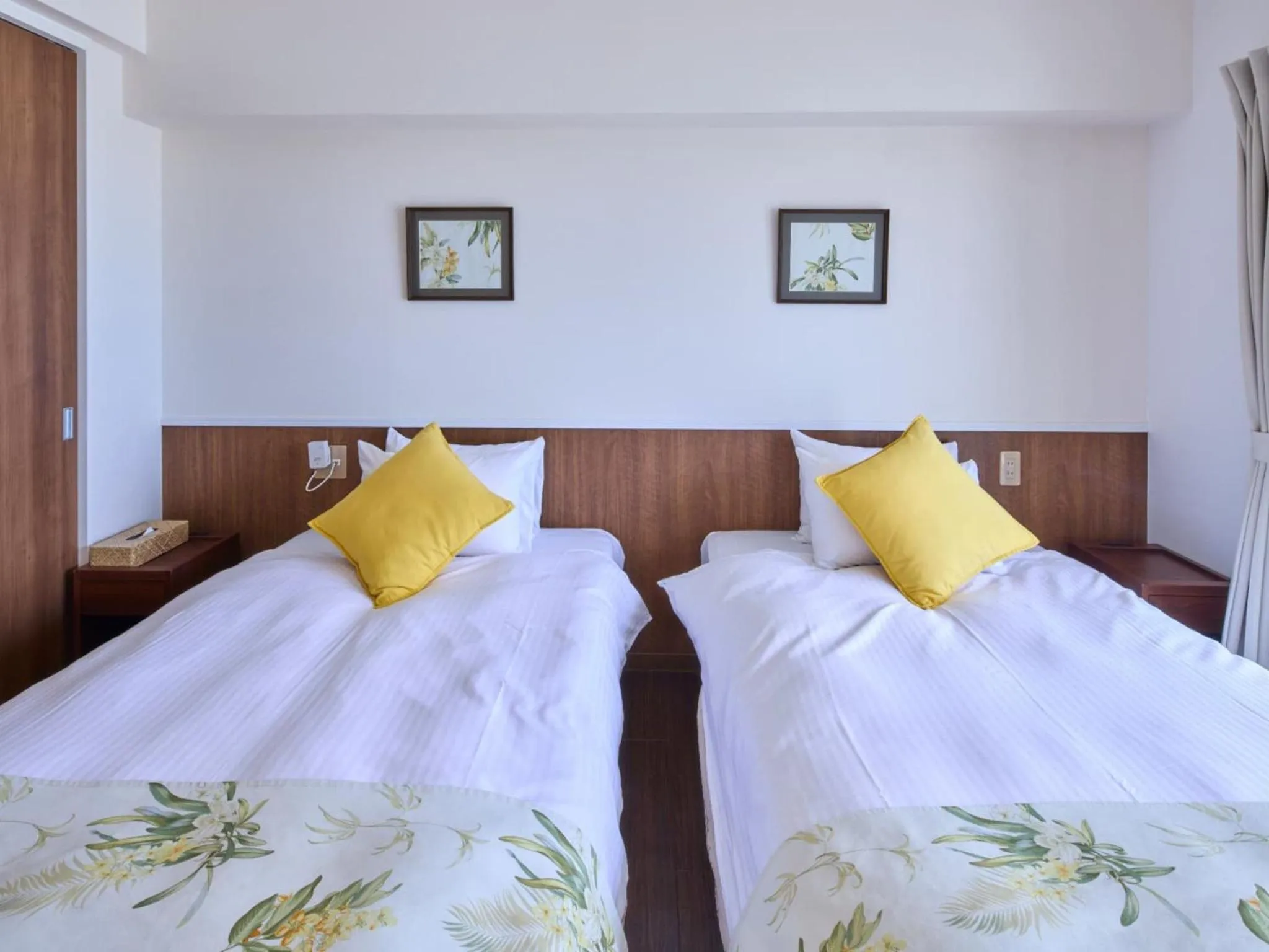 Bed in Seaside Condominium Rana Chatan
