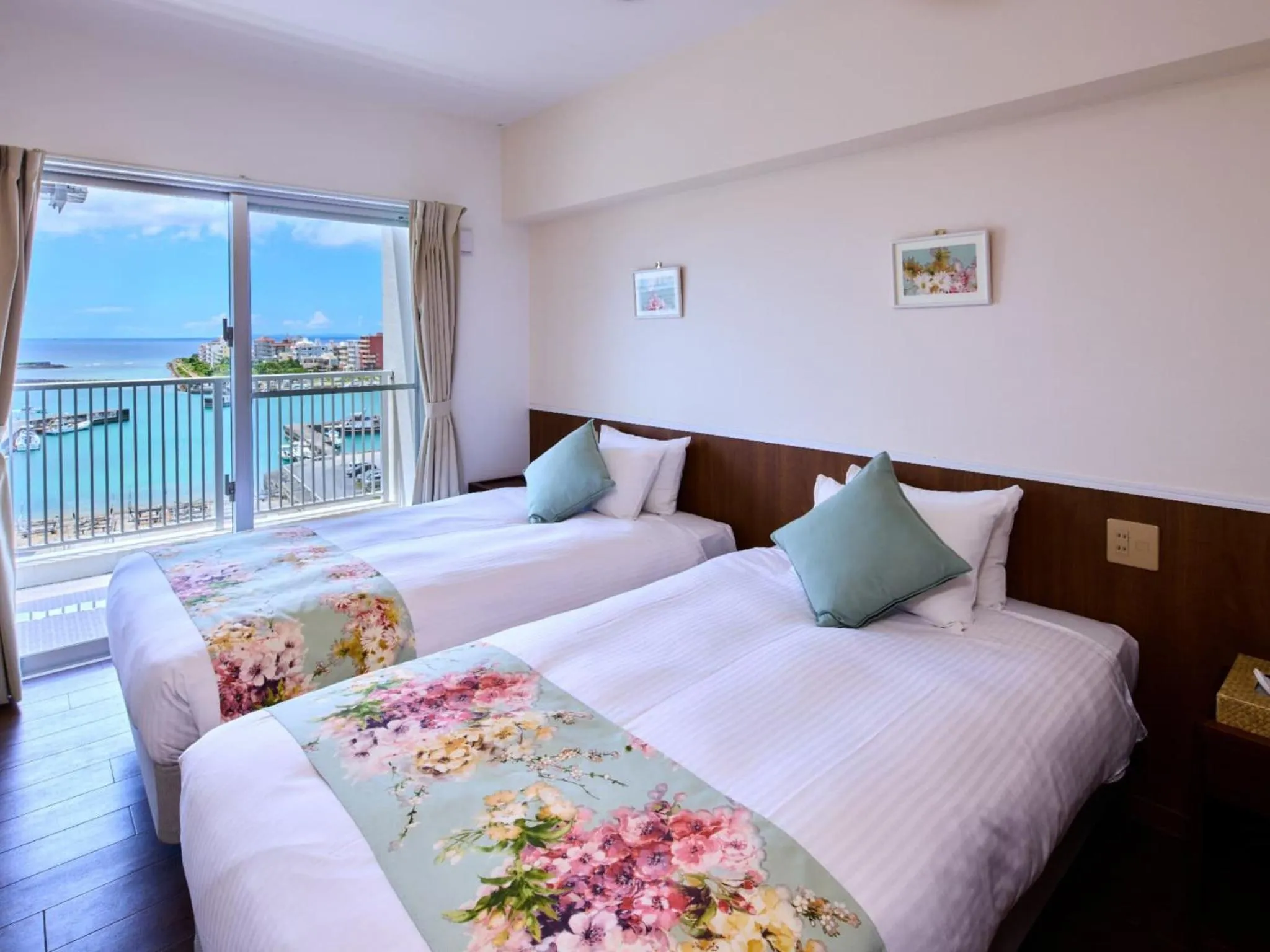 Bed in Seaside Condominium Rana Chatan