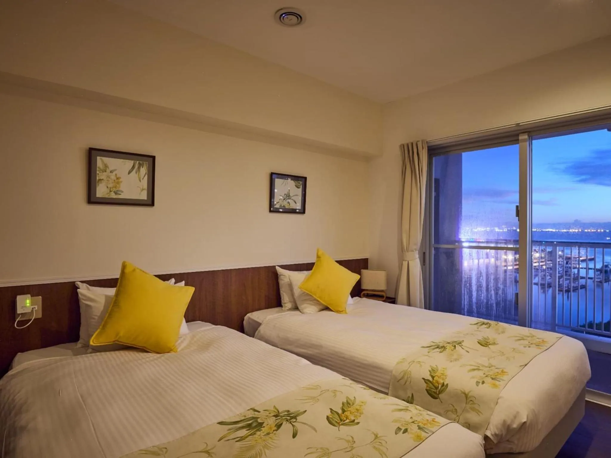 Bed in Seaside Condominium Rana Chatan
