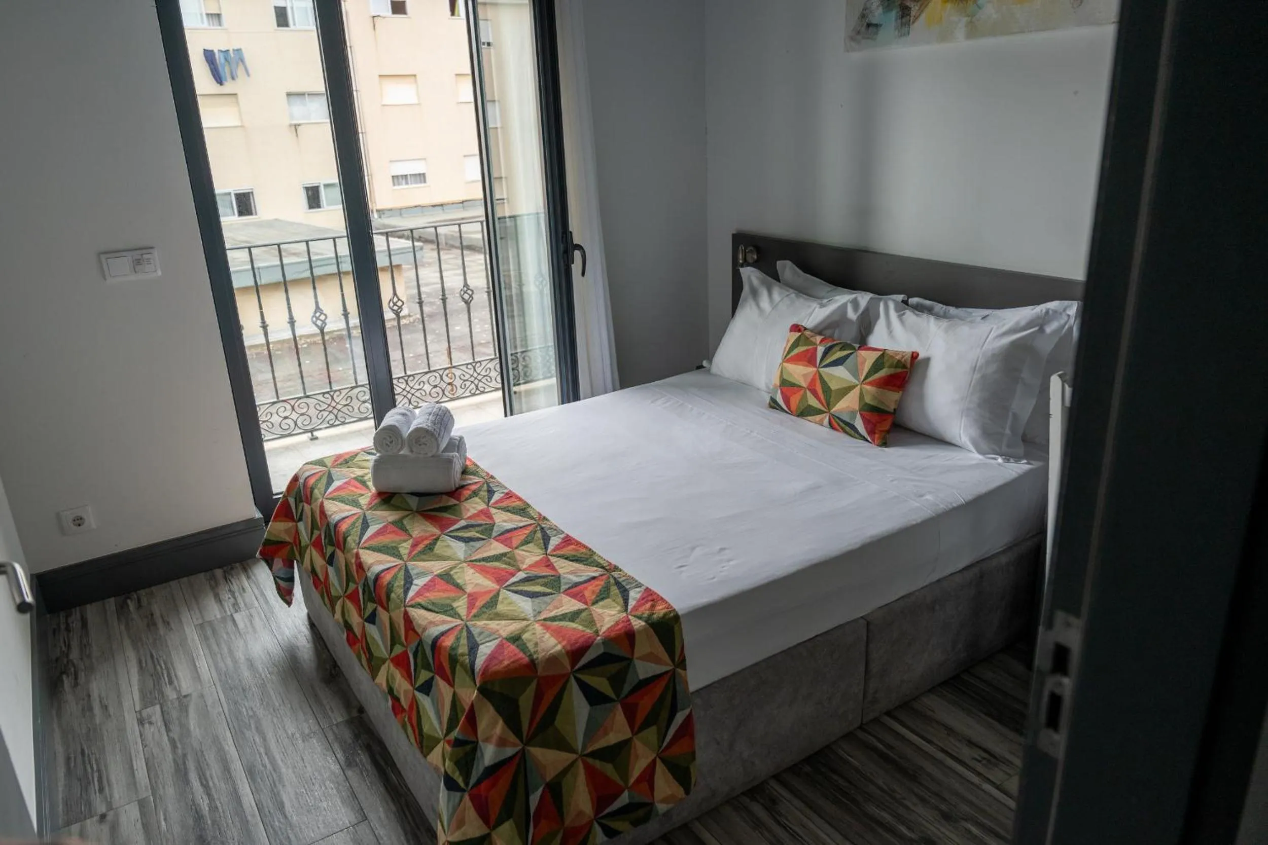 Double Room in Residencial Kuarenta&Um