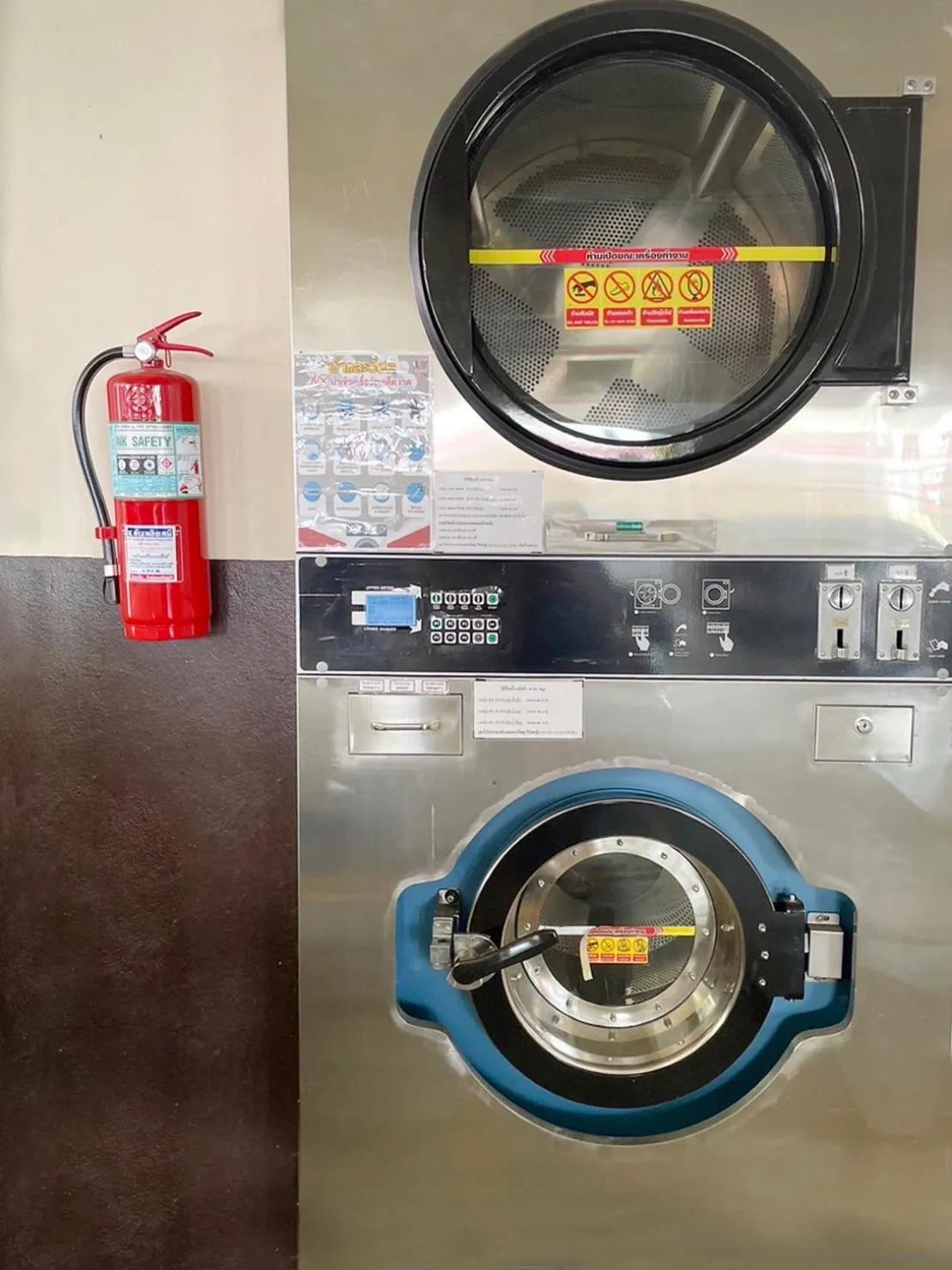 Corner One Residence