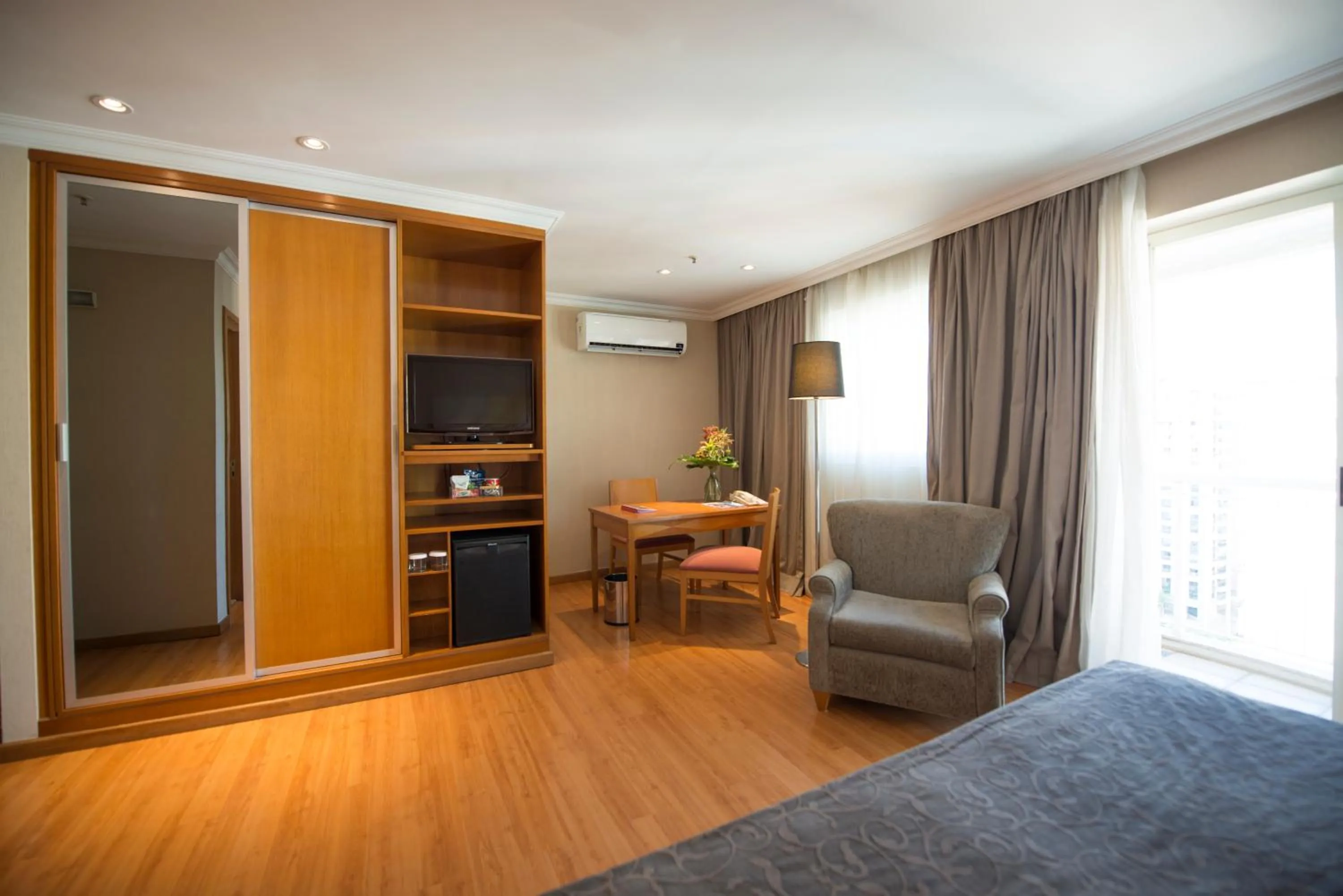 Seating area in Plaza Rio Residences - Barra First