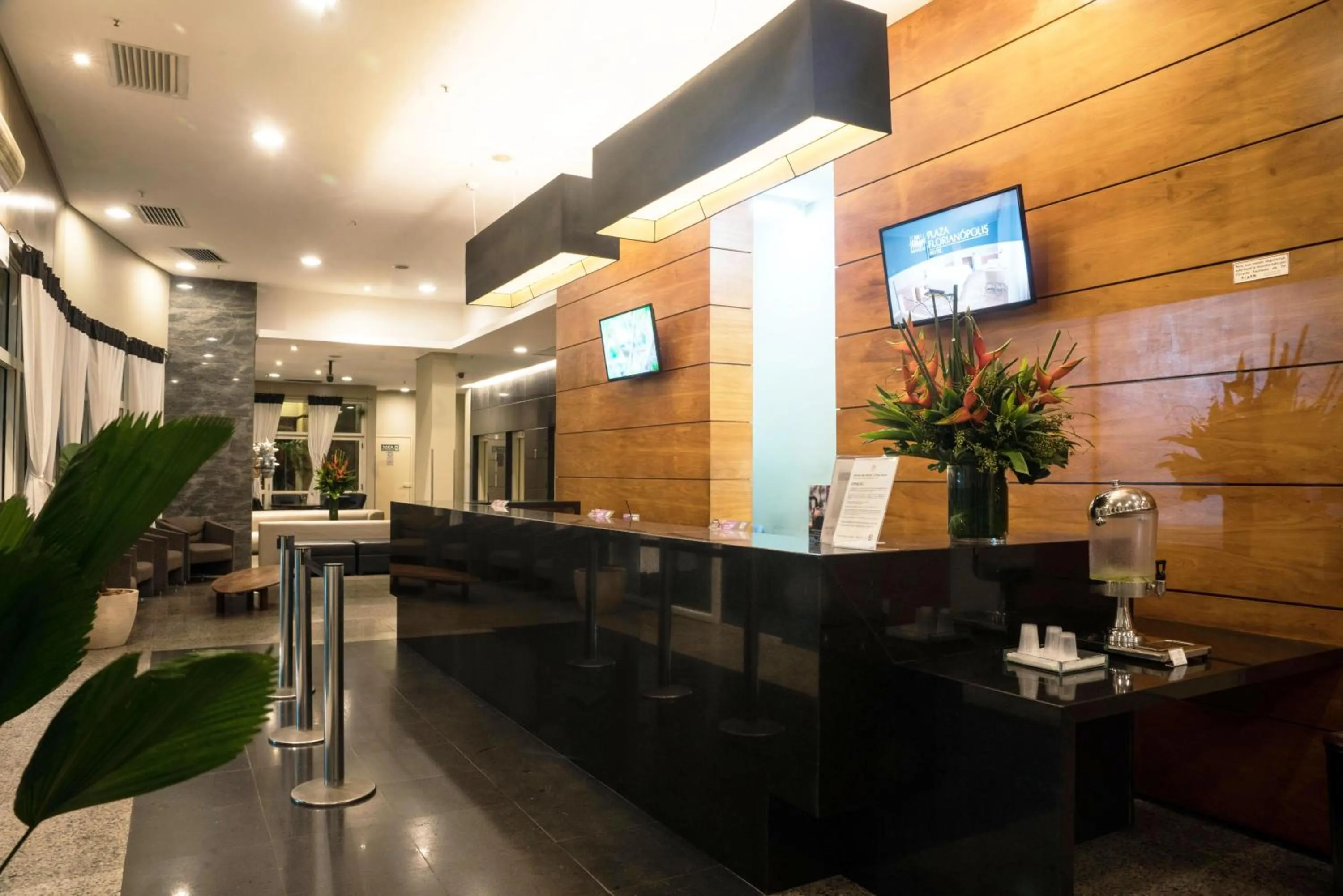Lobby or reception in Plaza Rio Residences - Barra First