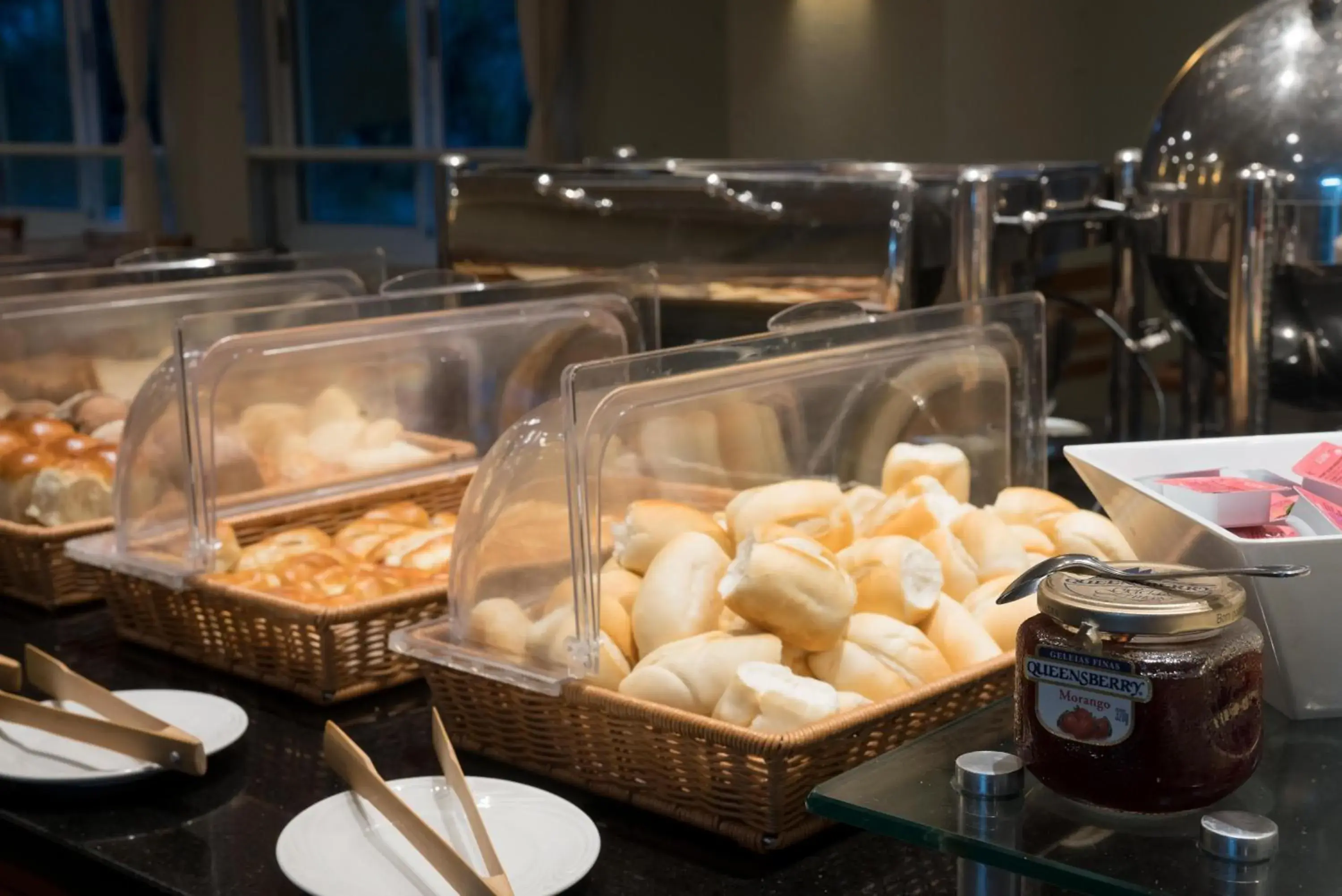 Buffet breakfast in Plaza Rio Residences - Barra First Buffet breakfast in Plaza Rio Residences - Barra First