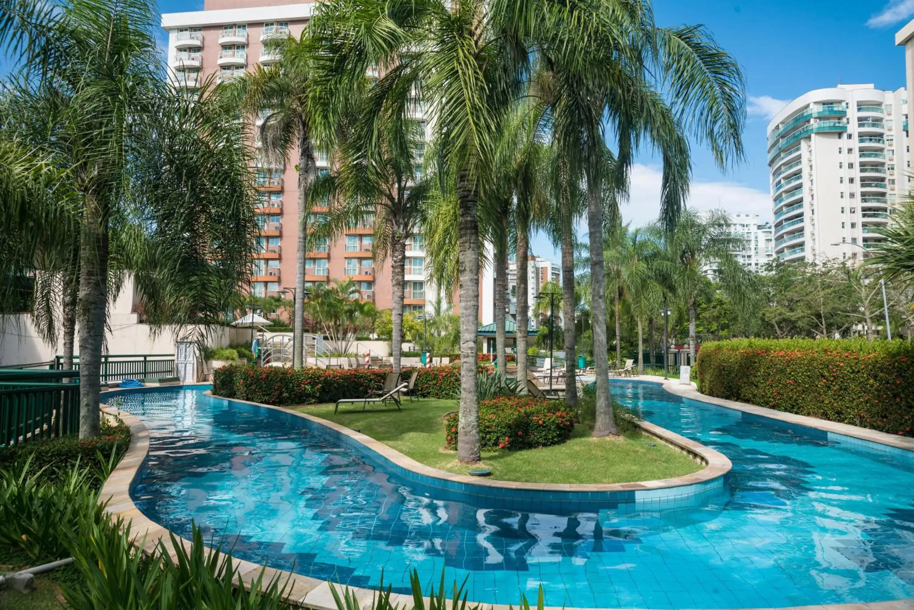 Property building in Plaza Rio Residences - Barra First Property building in Plaza Rio Residences - Barra First