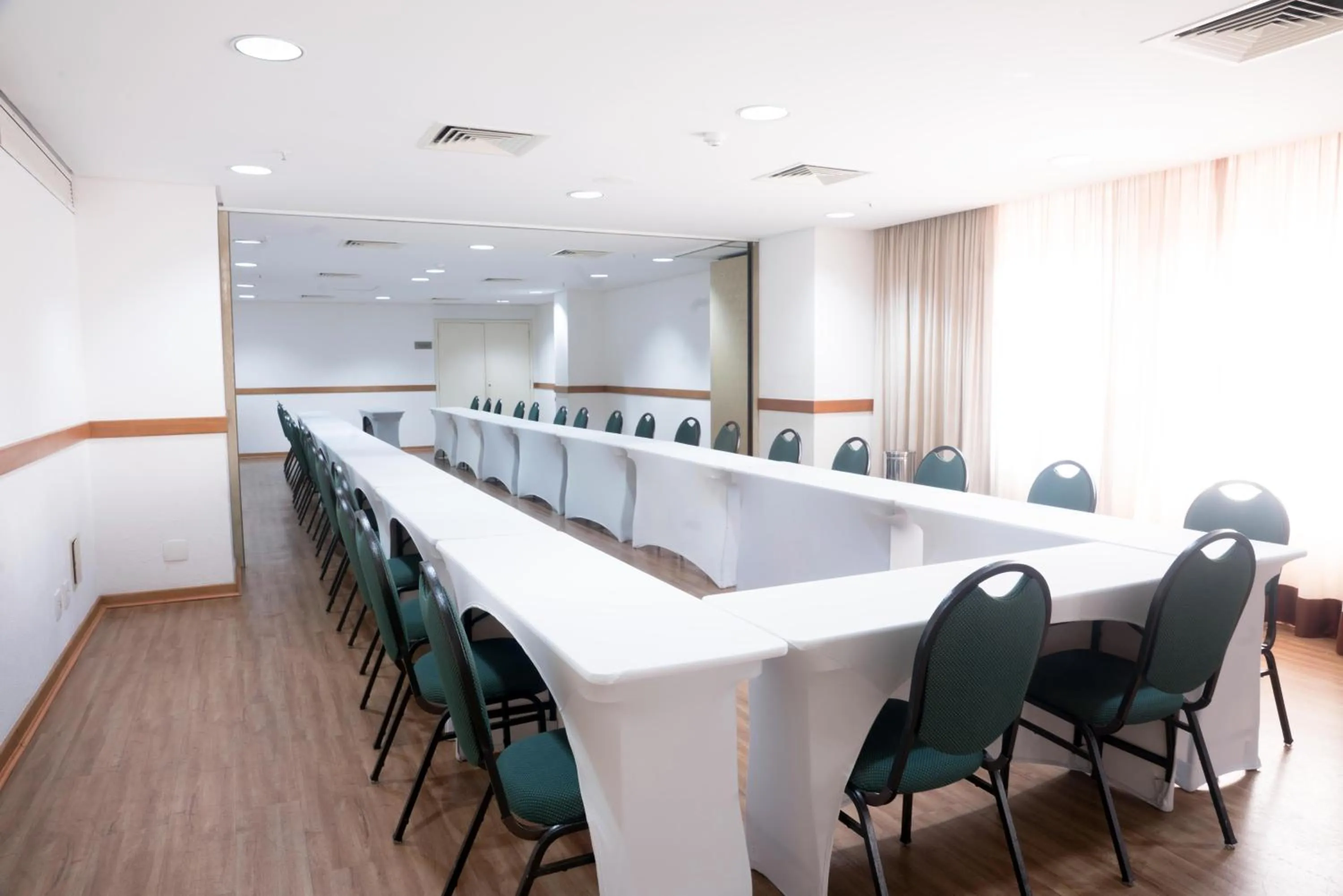 Meeting/conference room in Plaza Rio Residences - Barra First