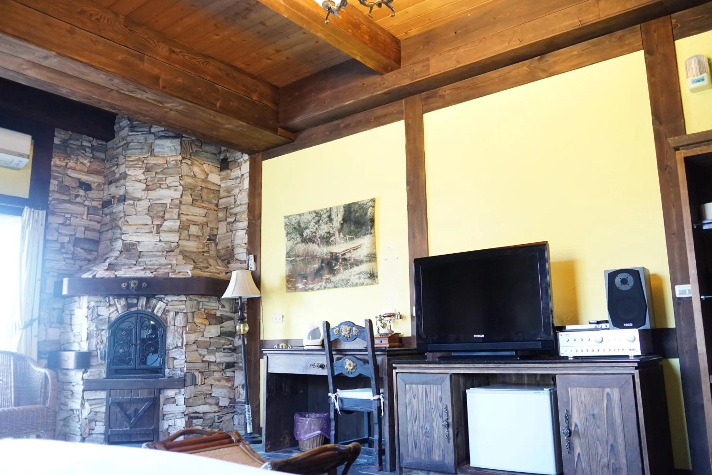 Bedroom in Provence Rose Lodge