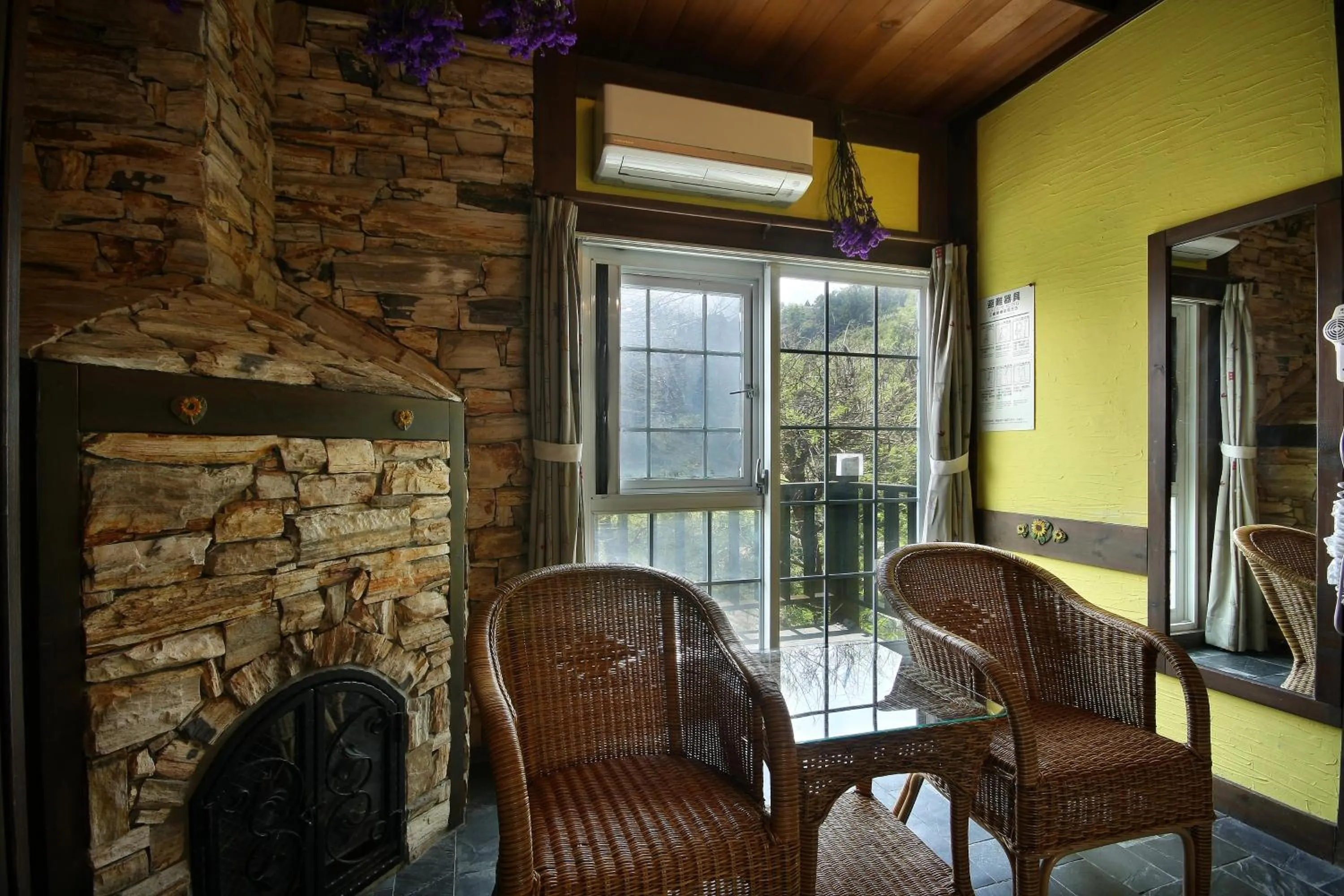 Balcony/Terrace in Provence Rose Lodge