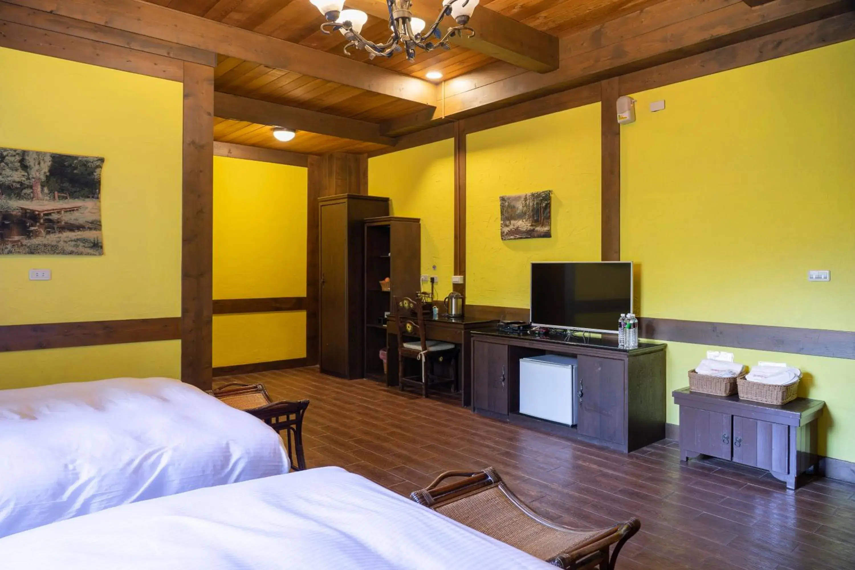 On site, Bed in Provence Rose Lodge On site, Bed in Provence Rose Lodge