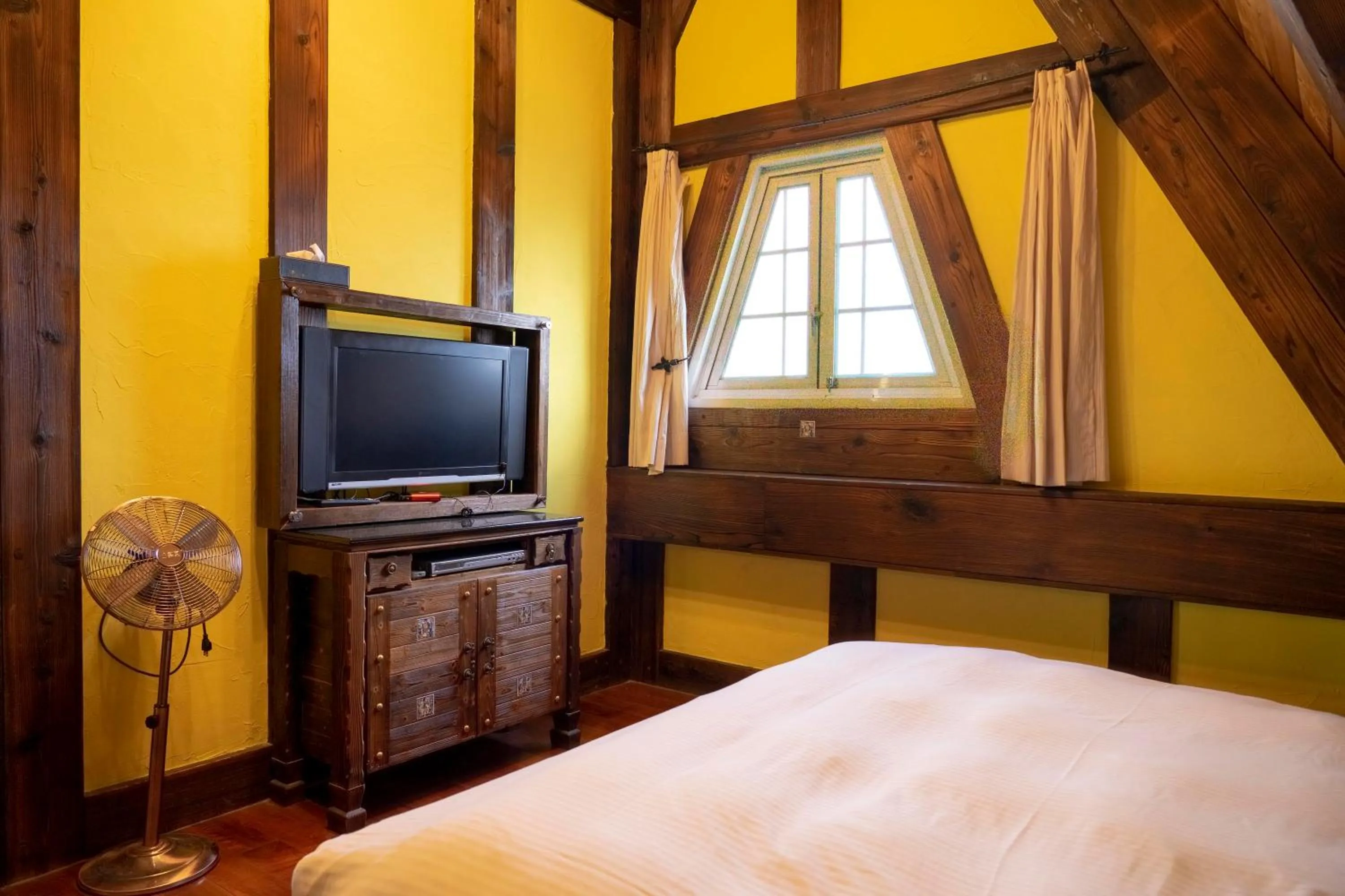 Bedroom, Bed in Provence Rose Lodge