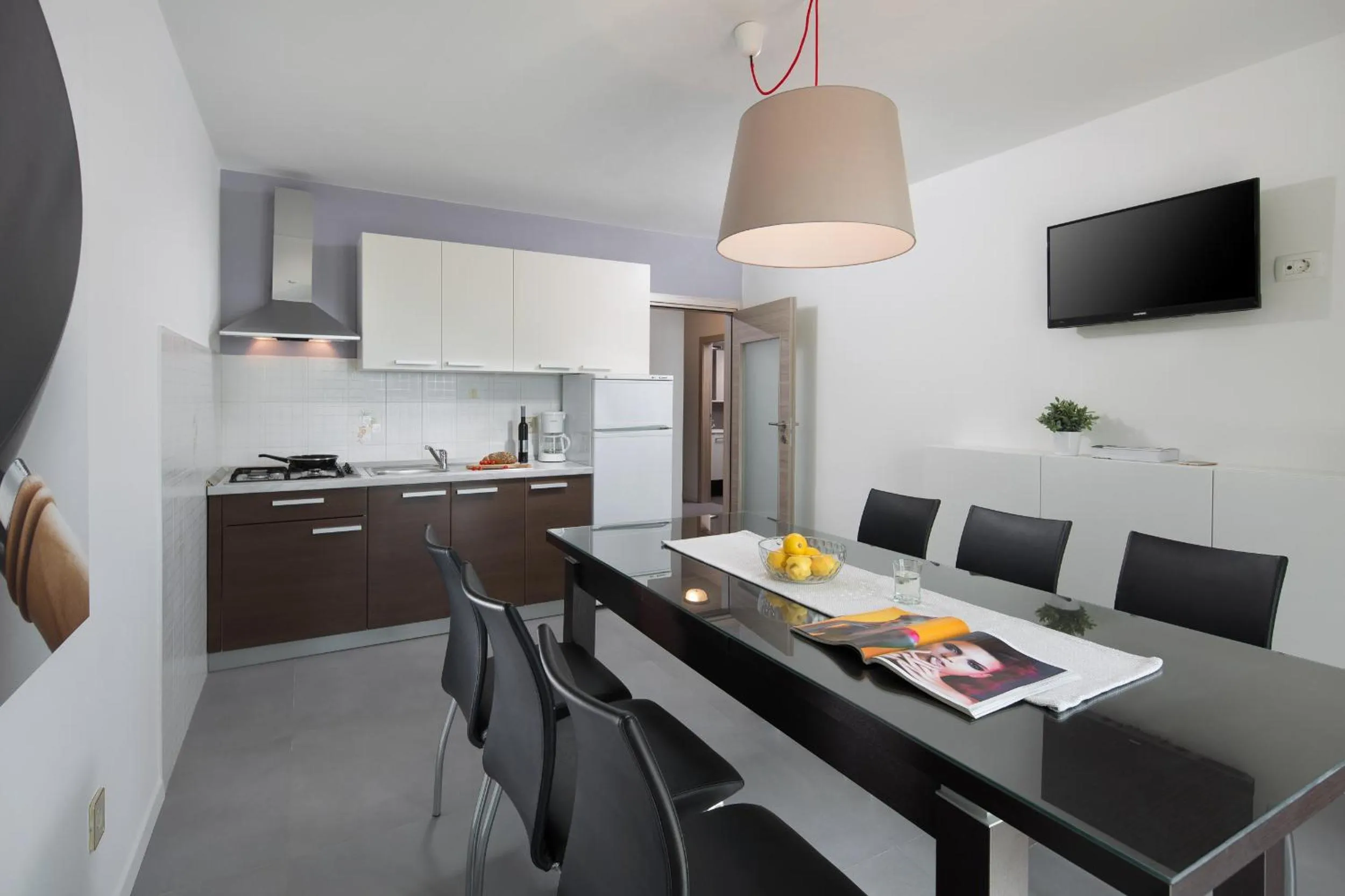 TV and multimedia in Apartment Zulijani Helis B5