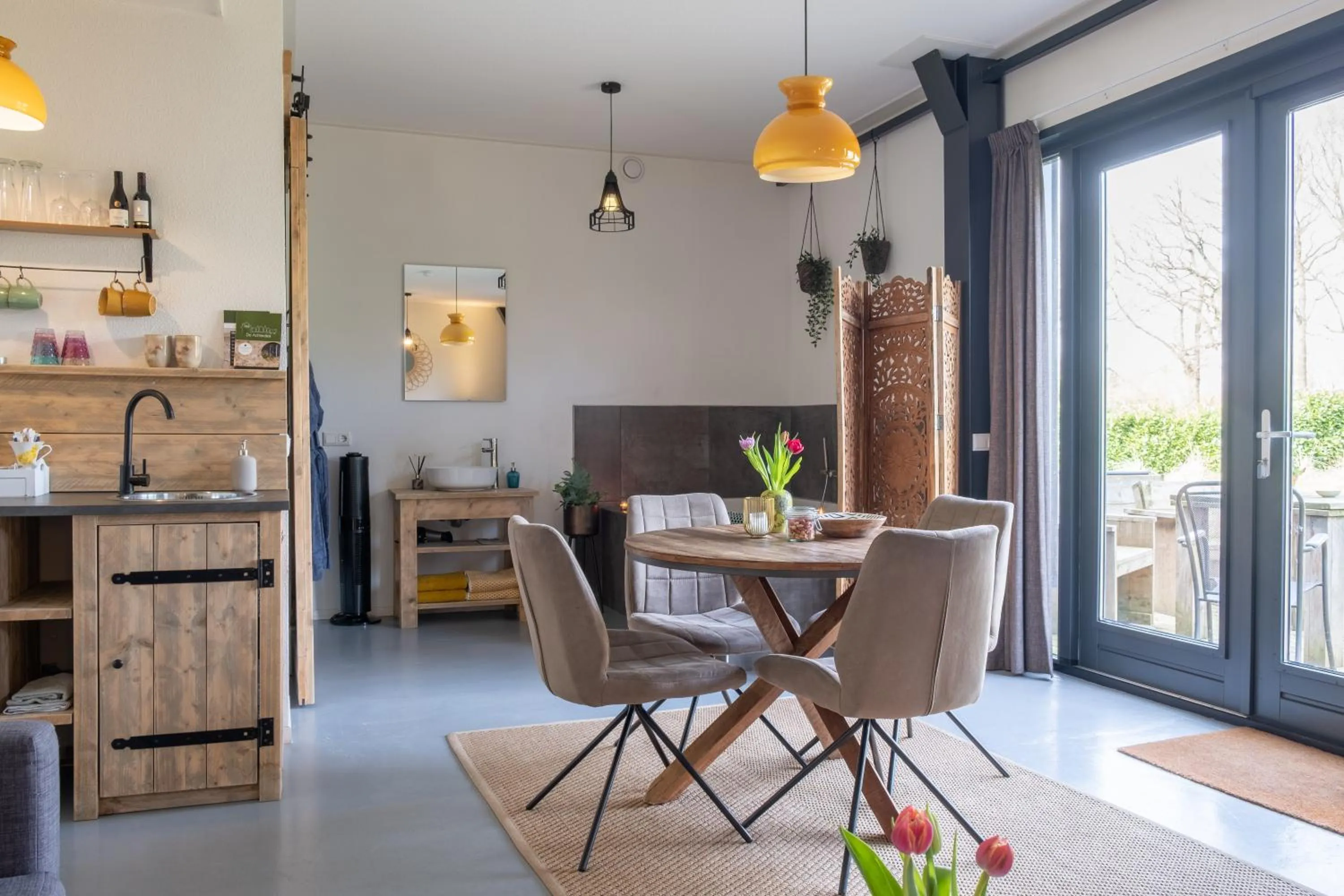 Photo of the whole room in B&B De Achterdiek