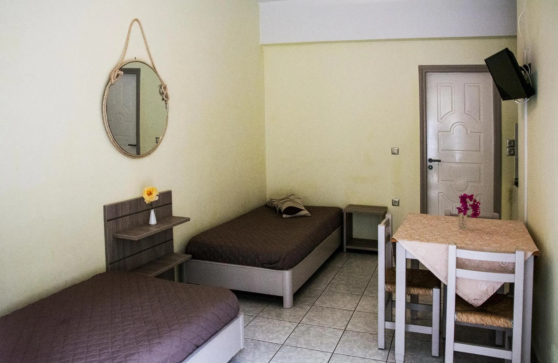 Living room, Bed in Alkion