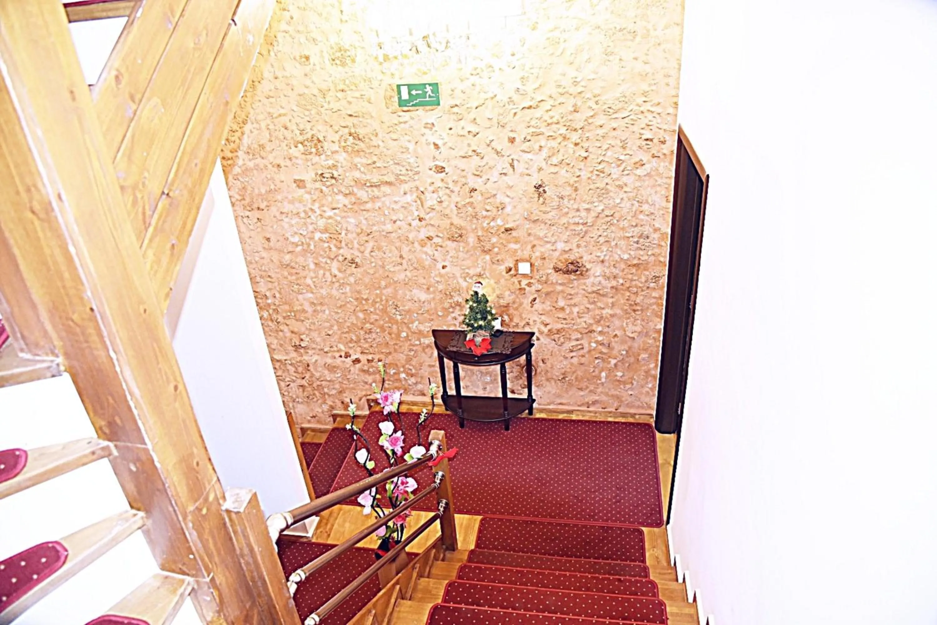 Lobby or reception in Santrivani Rooms