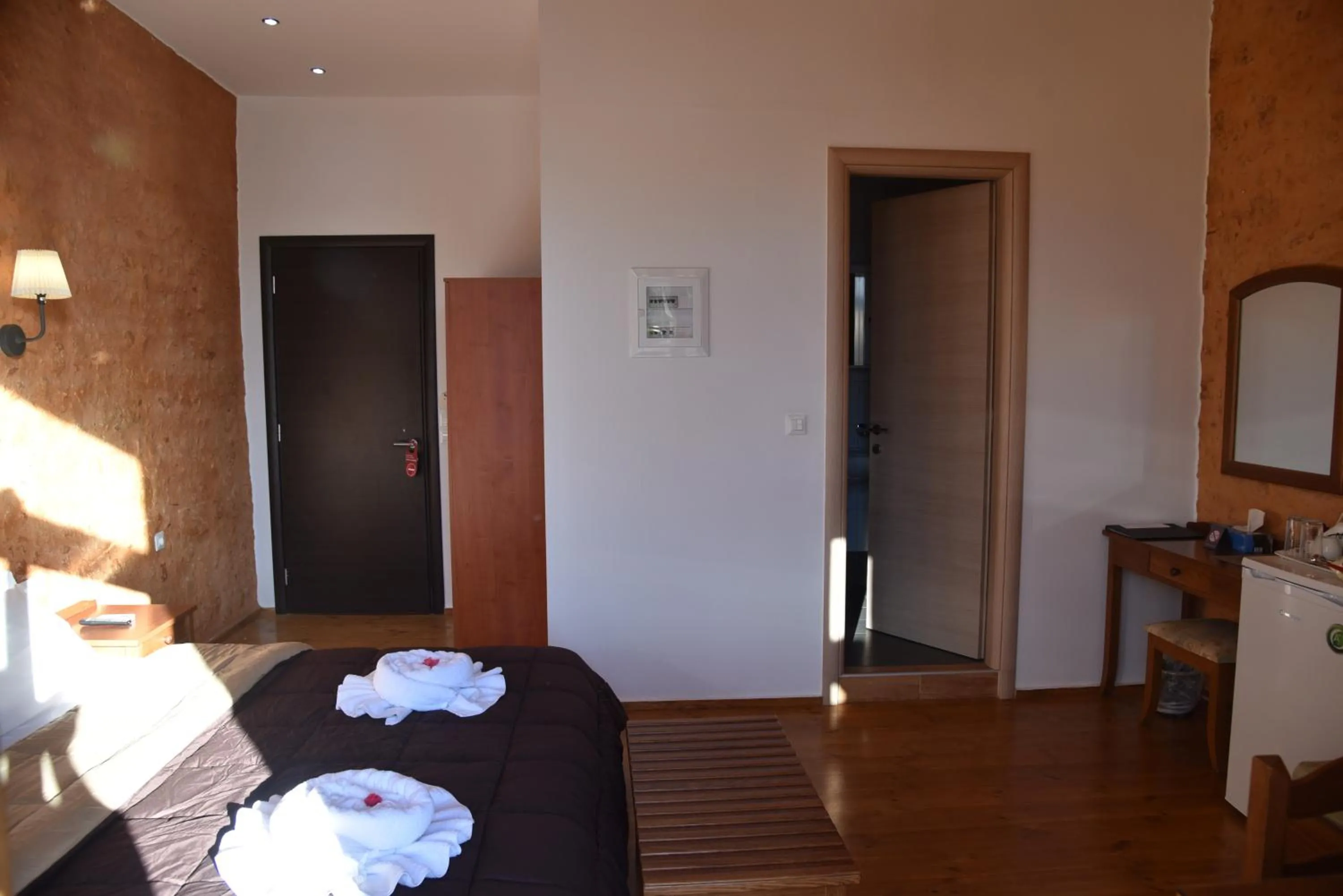 Bedroom, Bed in Santrivani Rooms