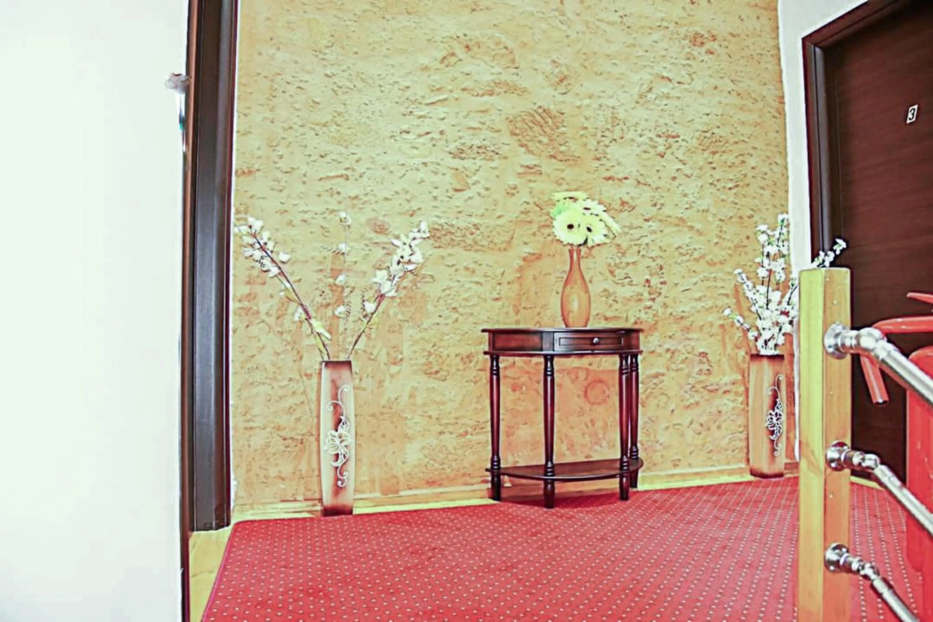 Lobby or reception in Santrivani Rooms