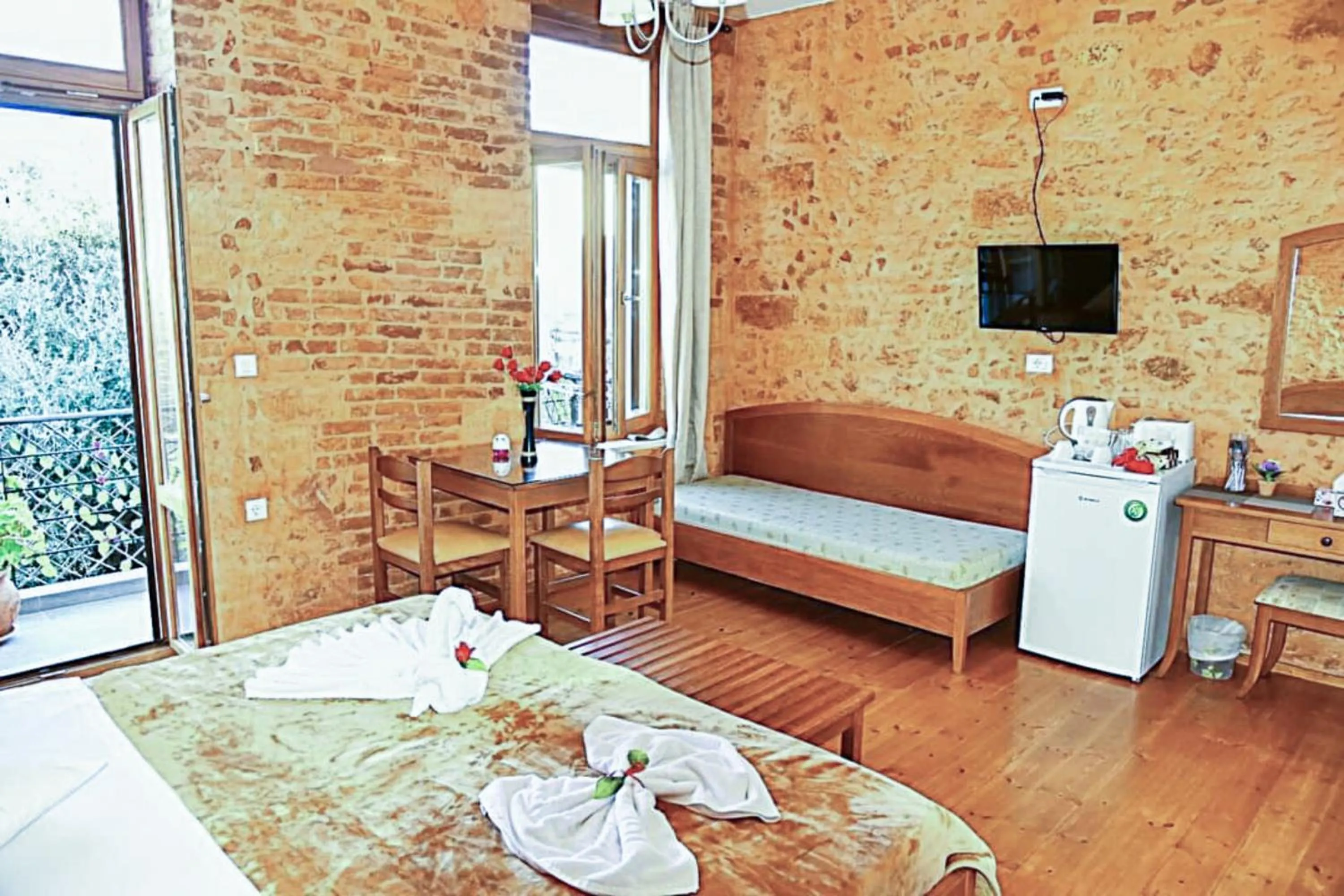 Bedroom, Bed in Santrivani Rooms