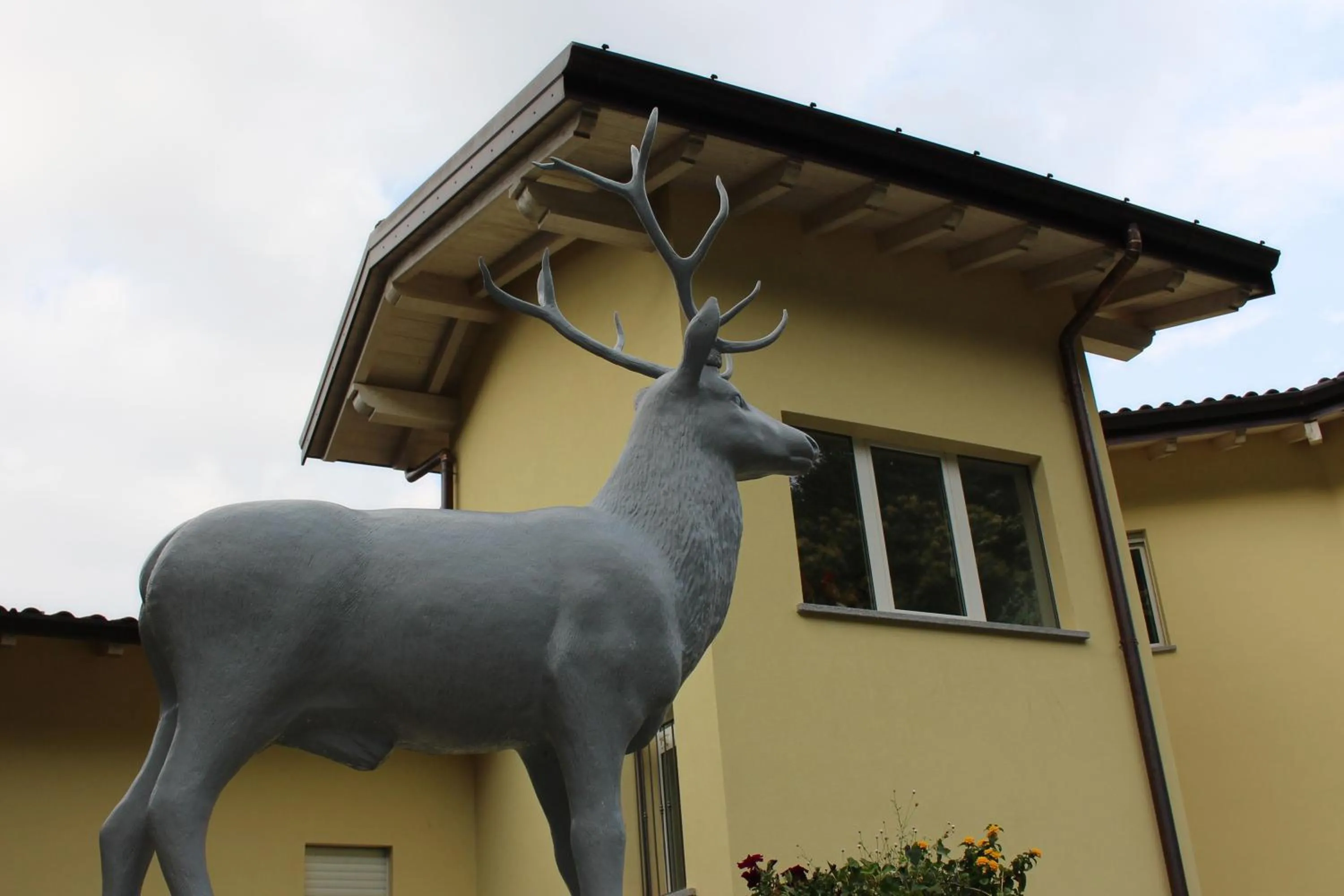 Property building in Minerva Residence