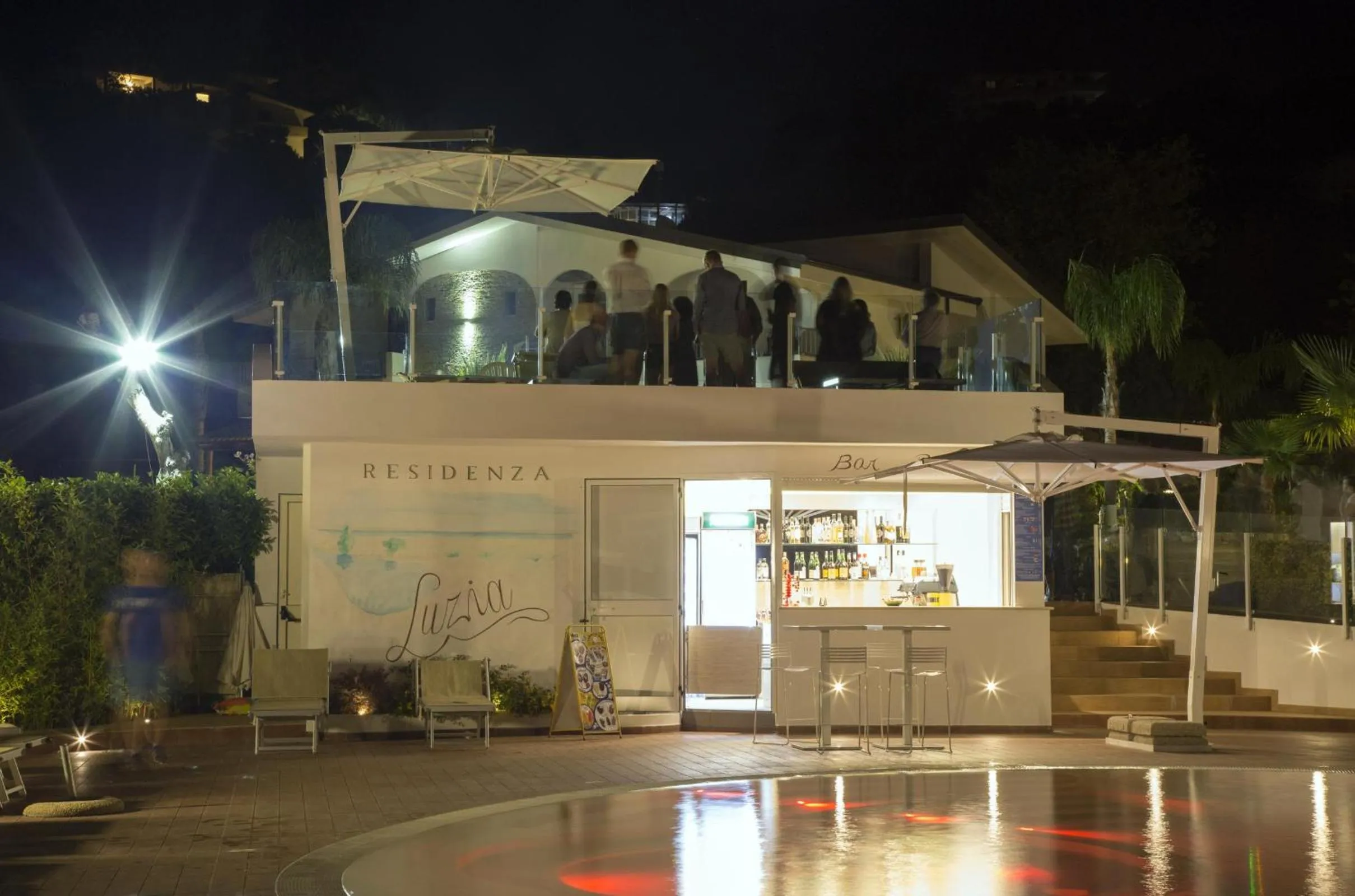 Restaurant/places to eat in LUZIA AGRIRESORT - Piscina Idromassaggio con Vista Mare Aperta fino alle ore 23-00