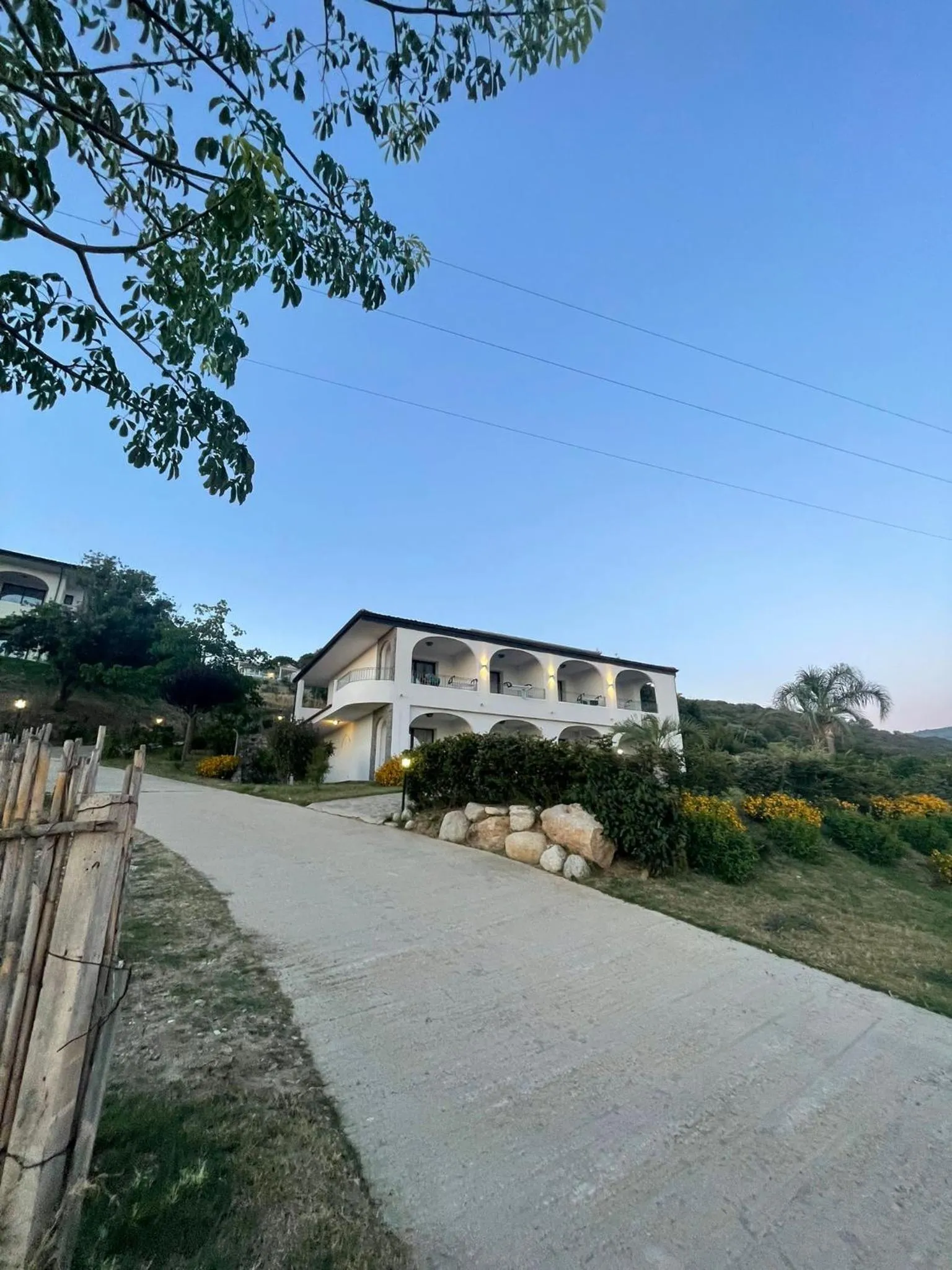 Property building in LUZIA AGRIRESORT - Piscina Idromassaggio con Vista Mare Aperta fino alle ore 23-00