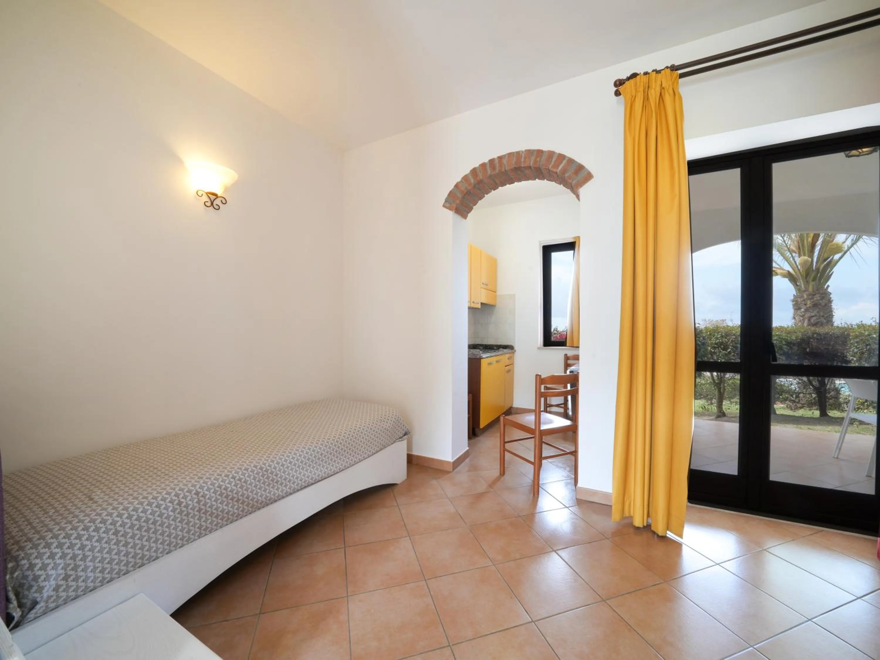 Photo of the whole room, Bed in LUZIA AGRIRESORT - Piscina Idromassaggio con Vista Mare Aperta fino alle ore 23-00