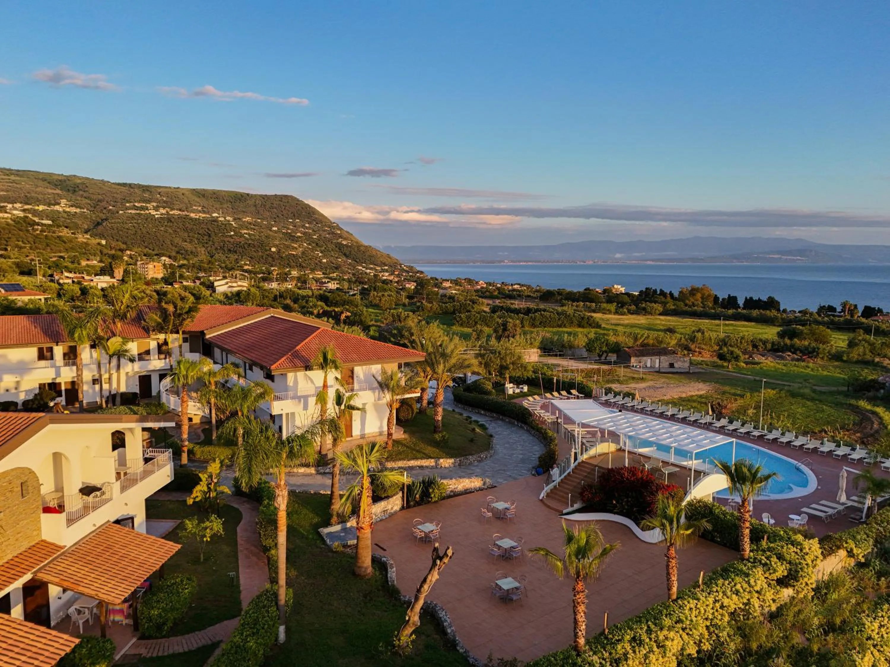 Bird's eye view in LUZIA AGRIRESORT - Piscina Idromassaggio con Vista Mare Aperta fino alle ore 23-00