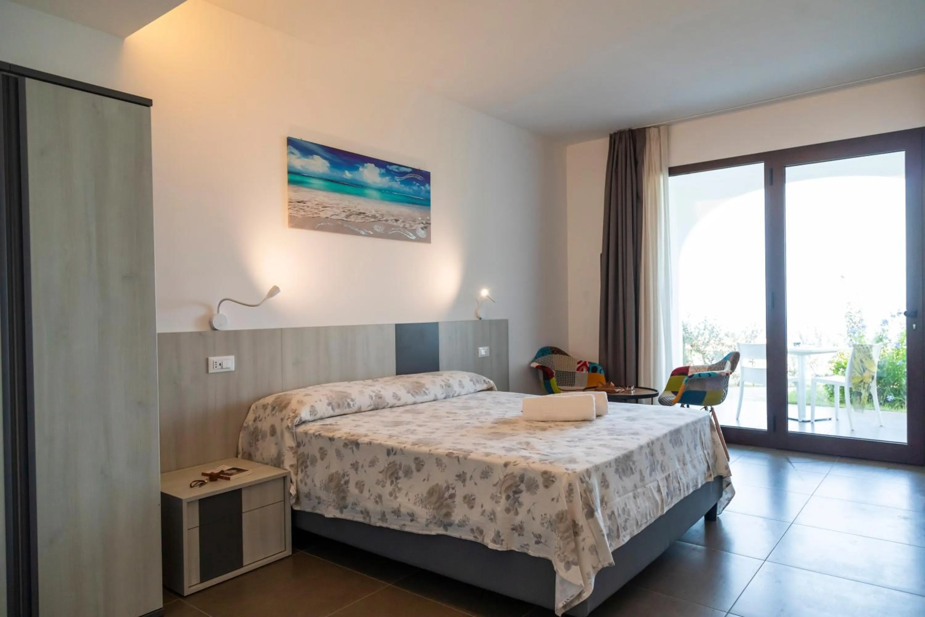 Bed in LUZIA AGRIRESORT - Piscina Idromassaggio con Vista Mare Aperta fino alle ore 23-00