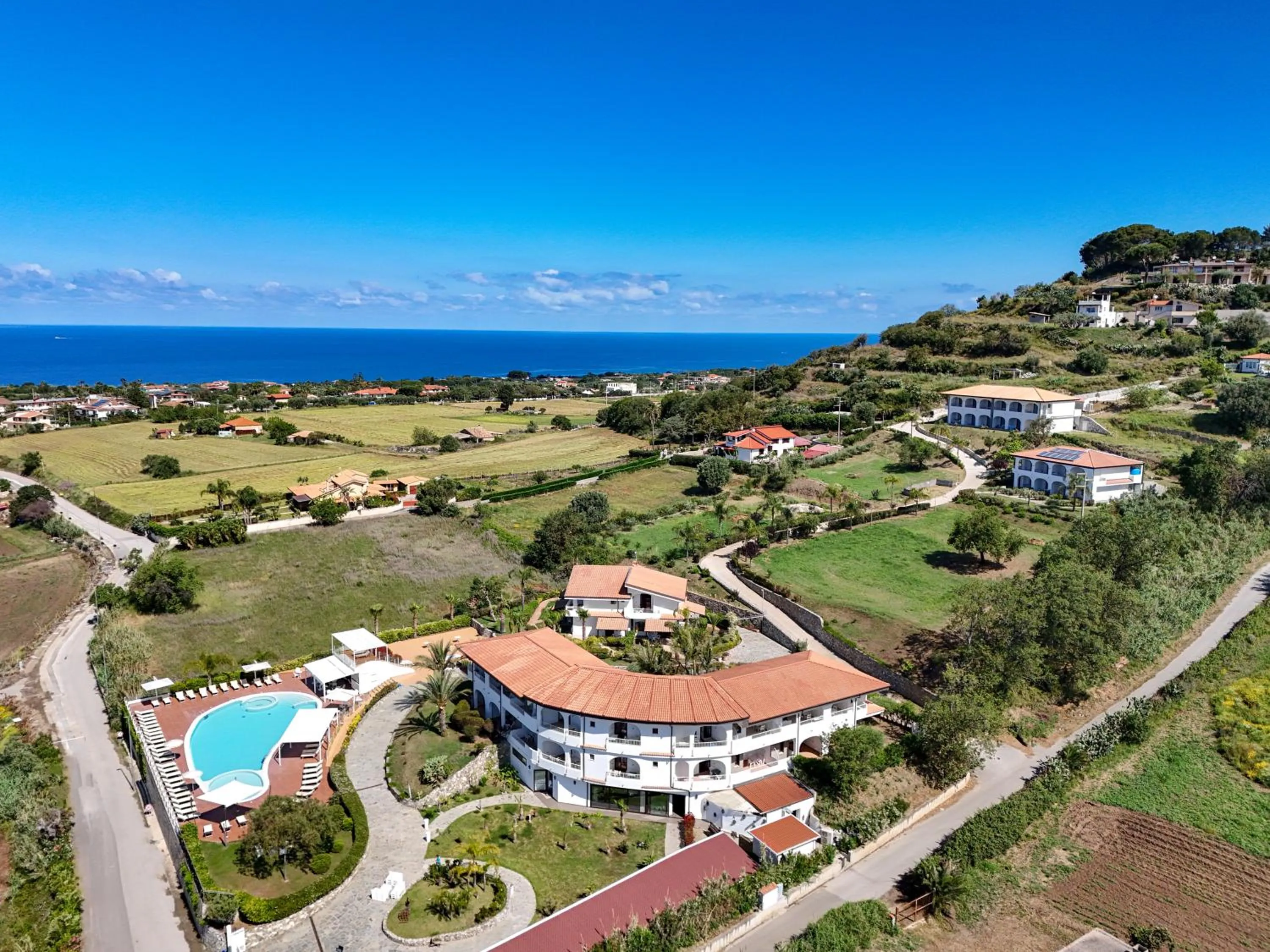 Bird's eye view in LUZIA AGRIRESORT - Piscina Idromassaggio con Vista Mare Aperta fino alle ore 23-00