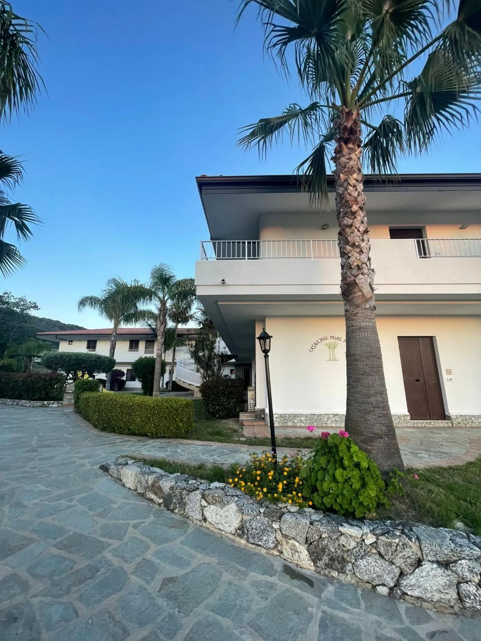 Property building in LUZIA AGRIRESORT - Piscina Idromassaggio con Vista Mare Aperta fino alle ore 23-00