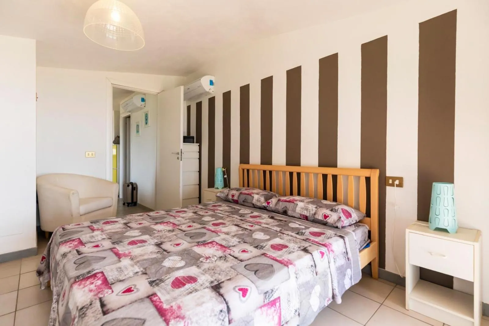 Photo of the whole room, Bed in LUZIA AGRIRESORT - Piscina Idromassaggio con Vista Mare Aperta fino alle ore 23-00