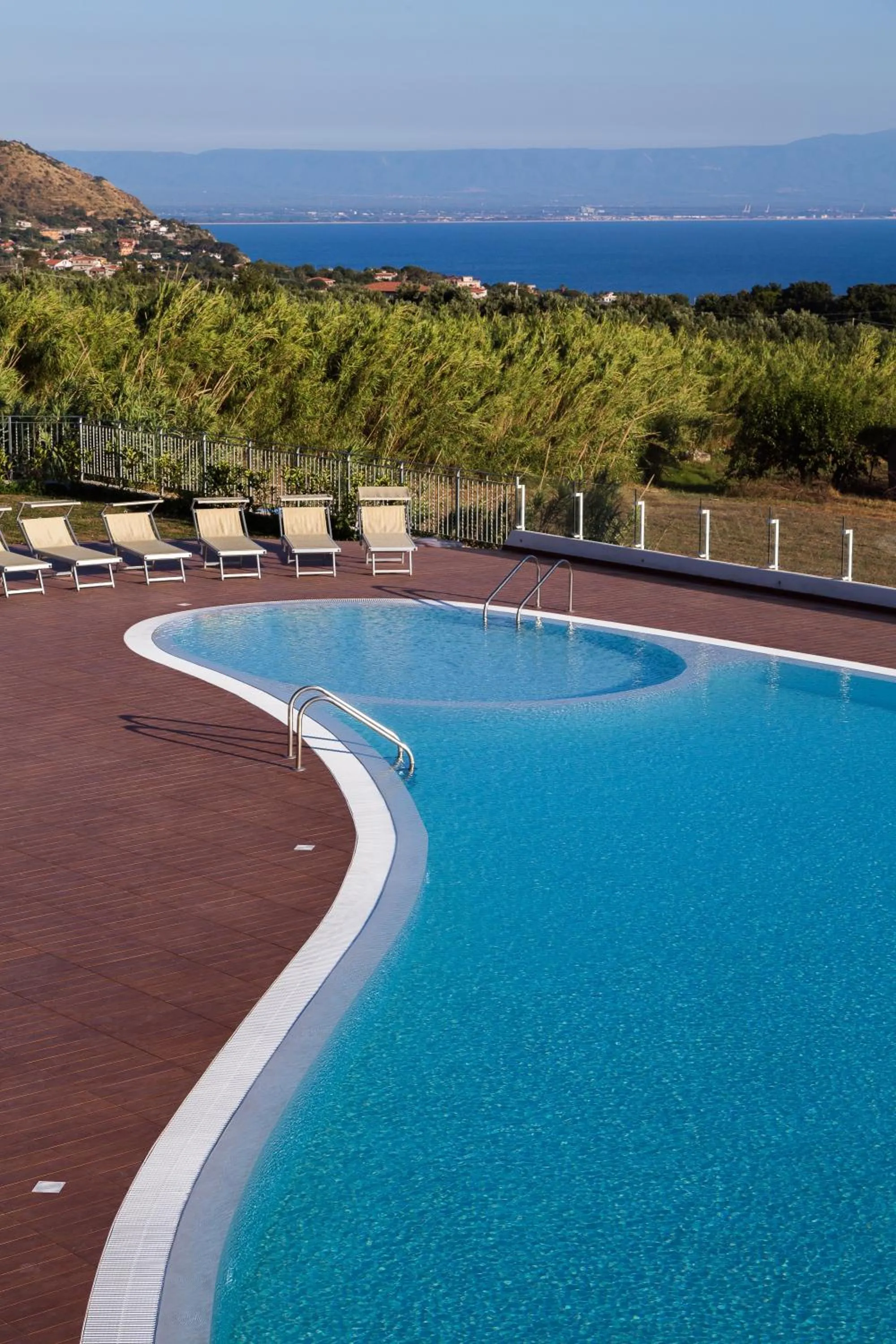 Bird's eye view in LUZIA AGRIRESORT - Piscina Idromassaggio con Vista Mare Aperta fino alle ore 23-00