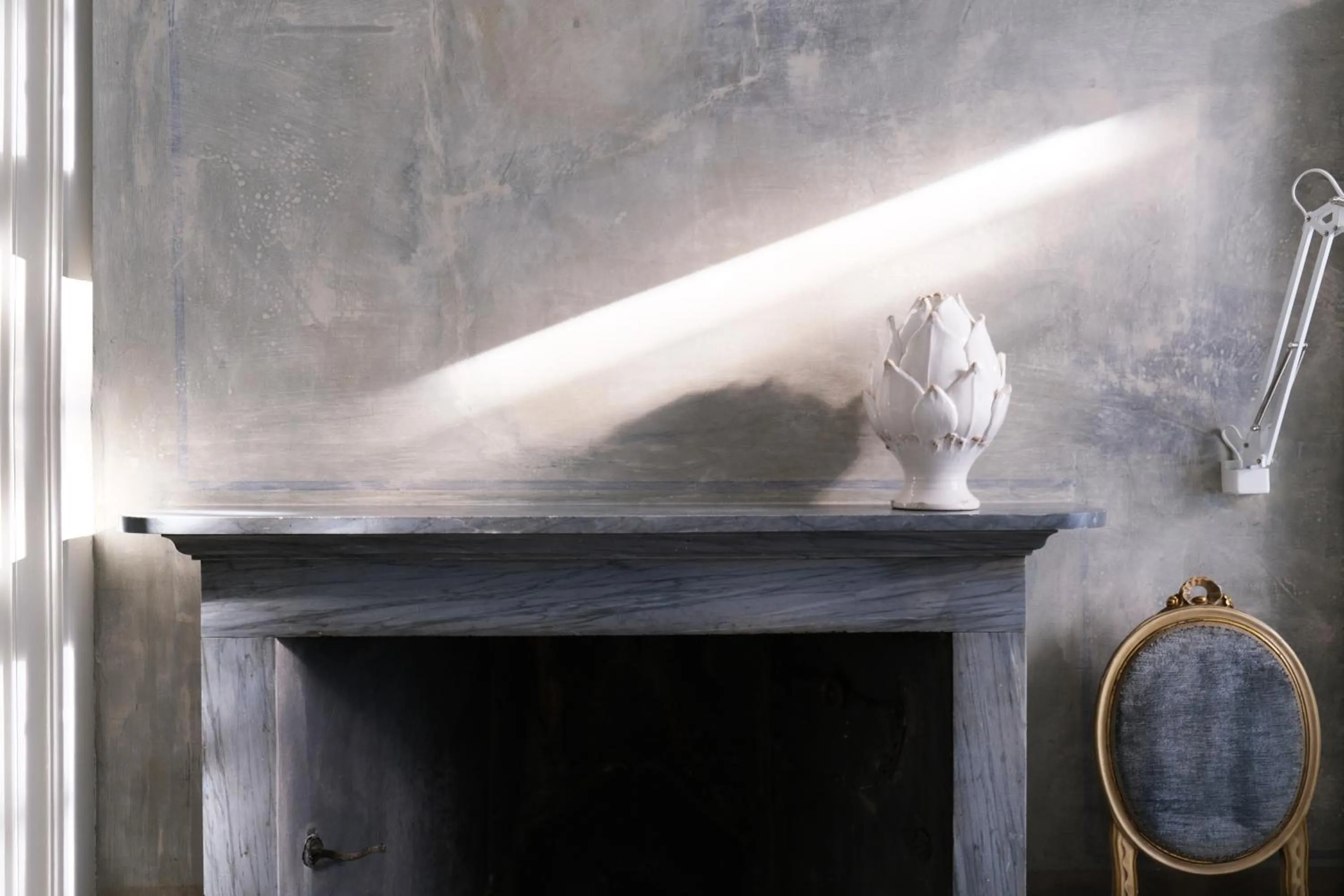 Decorative detail in Palazzo Albricci Peregrini