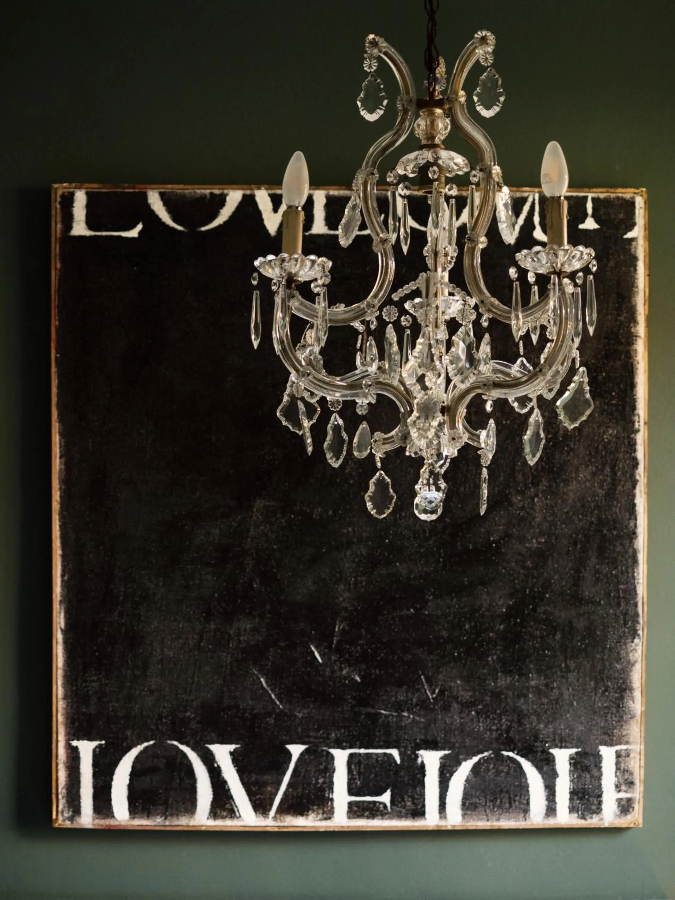 Decorative detail in Palazzo Albricci Peregrini