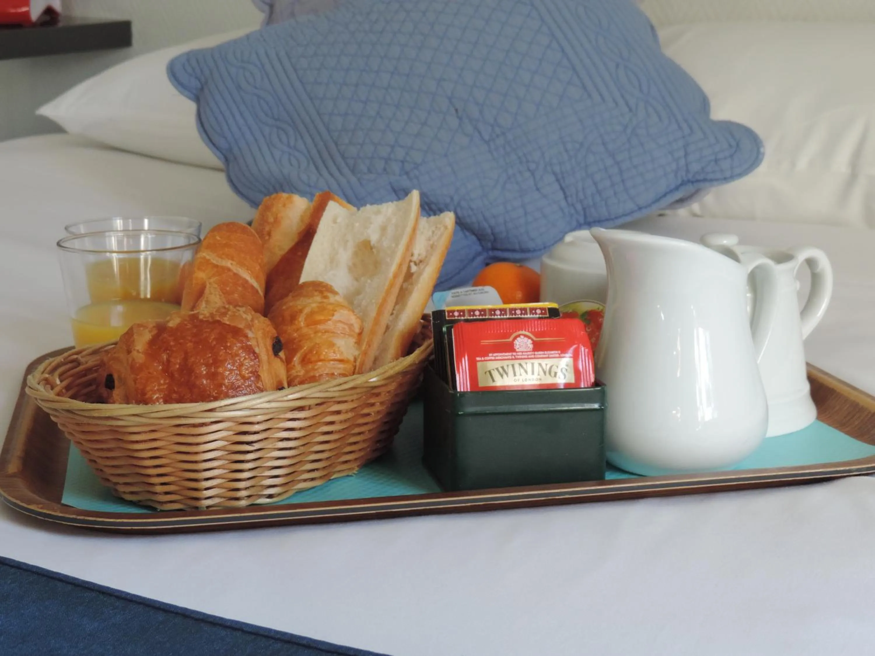 Continental breakfast in Hôtel Le Chantilly Deauville