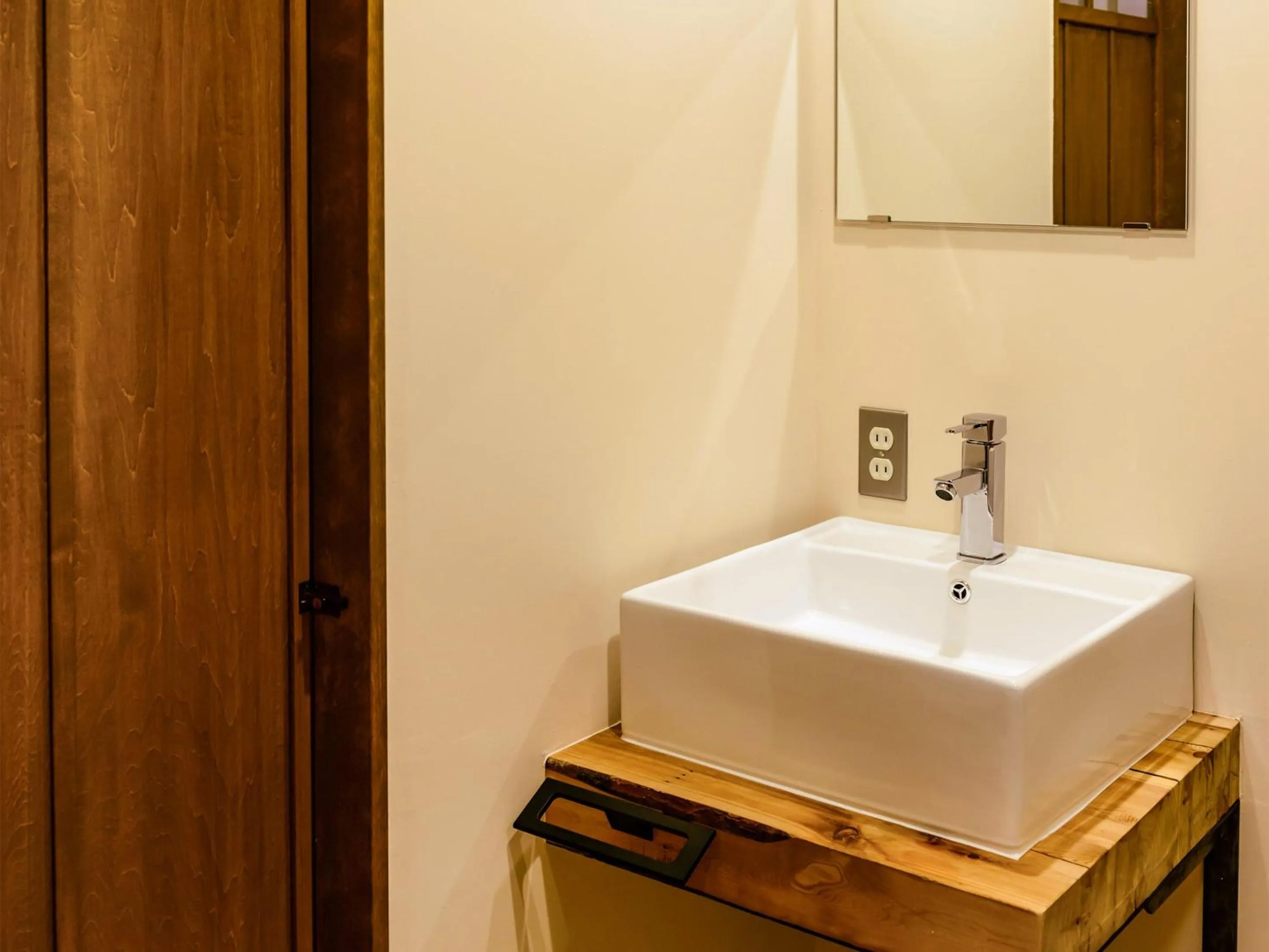 Bathroom in Koume no Hanare コウメノハナレ