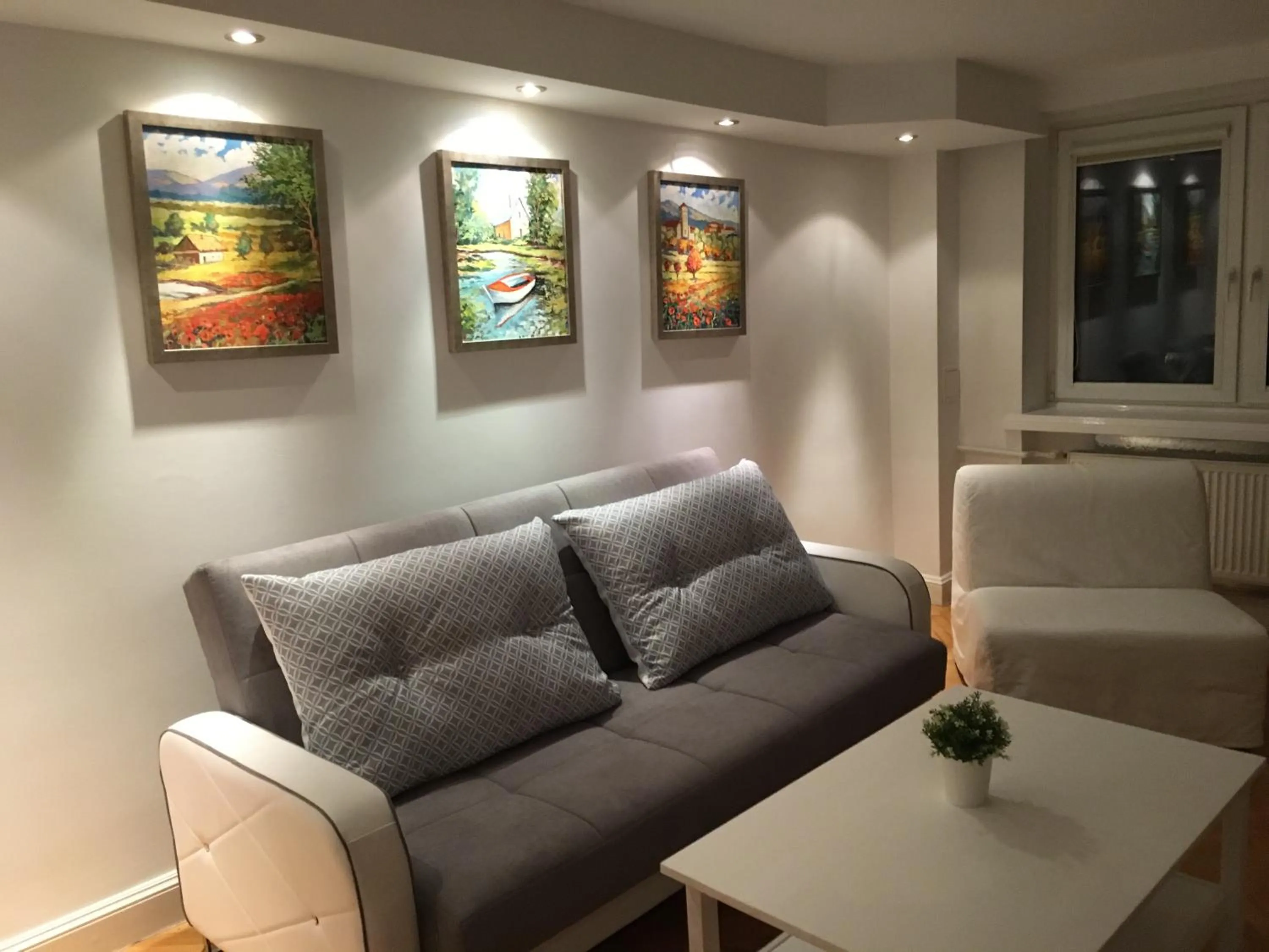 Murano Apartaments City Center