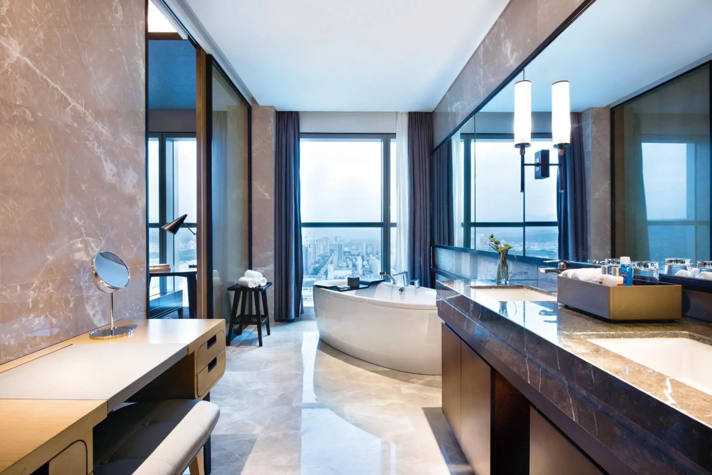 Photo of the whole room in Crowne Plaza Baoji City Center by IHG Photo of the whole room in Crowne Plaza Baoji City Center by IHG