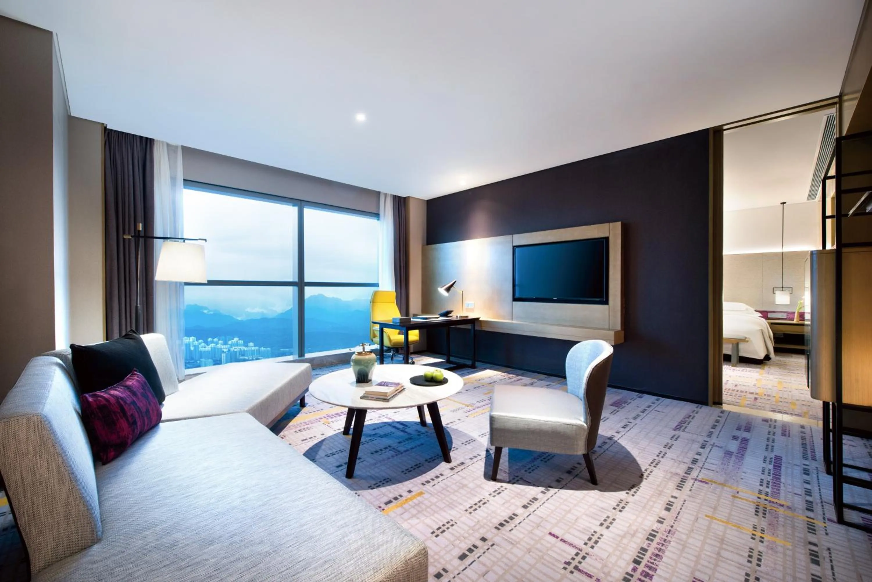 Photo of the whole room, Bed in Crowne Plaza Baoji City Center by IHG